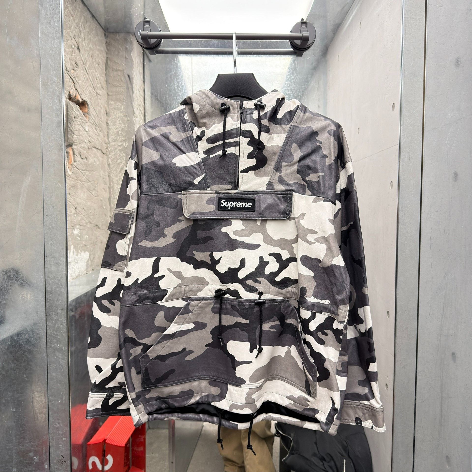 Supreme Supreme Leather Half-Zip Hooded Anorak Size US M / EU 48-50 / 2 - 1 Thumbnail