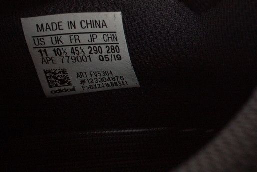 Yeezy Yeezy, Boost 700 V1 Utility black Size US 11 / EU 44 - 9 Thumbnail