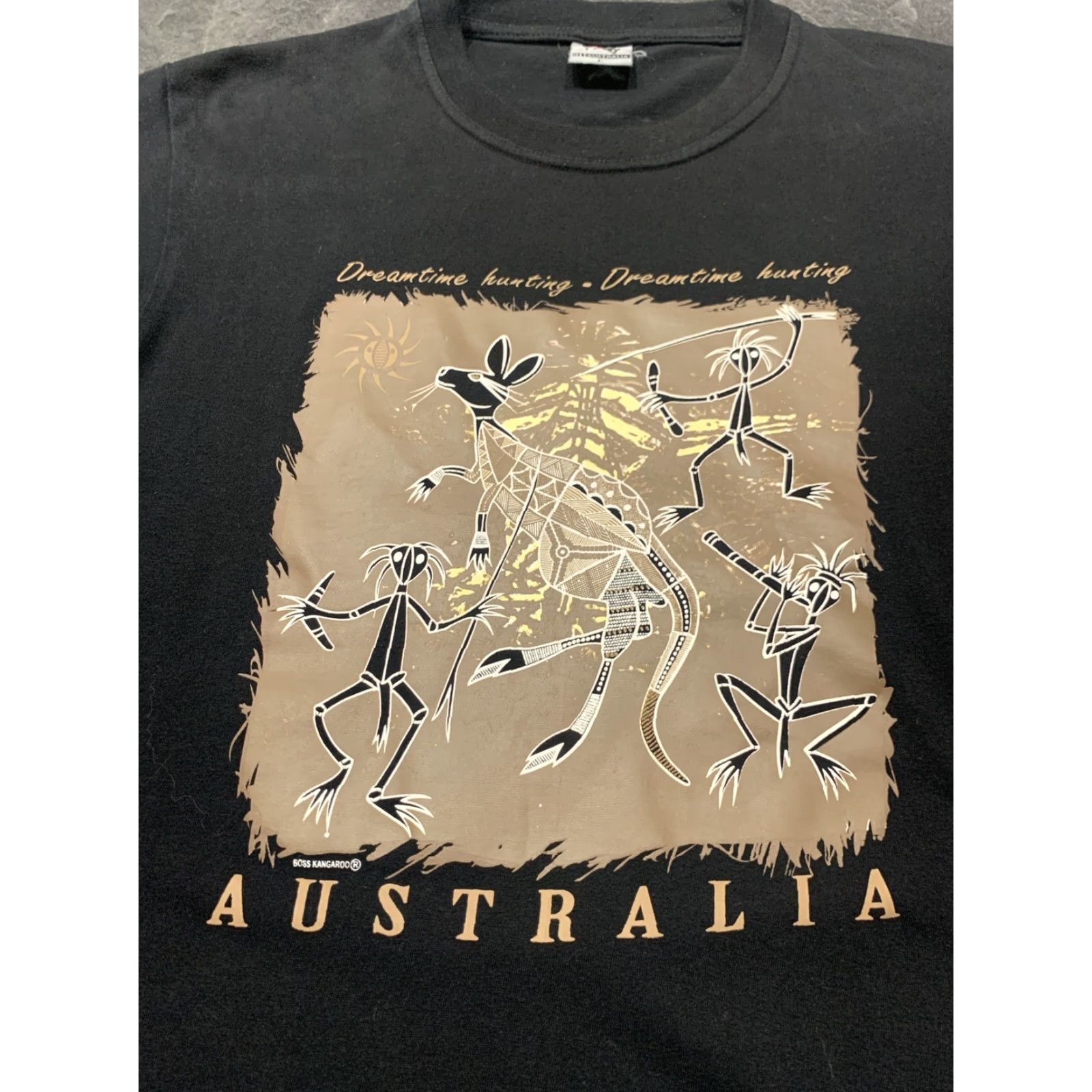 Vintage AUSTRALIA T-Shirt Men Large Short Sleeve Black 100% Cotton "DREAMTIME HUNTING" Graphic Tee AUSTRALIA Brand Size US L / EU 52-54 / 3 - 4 Thumbnail