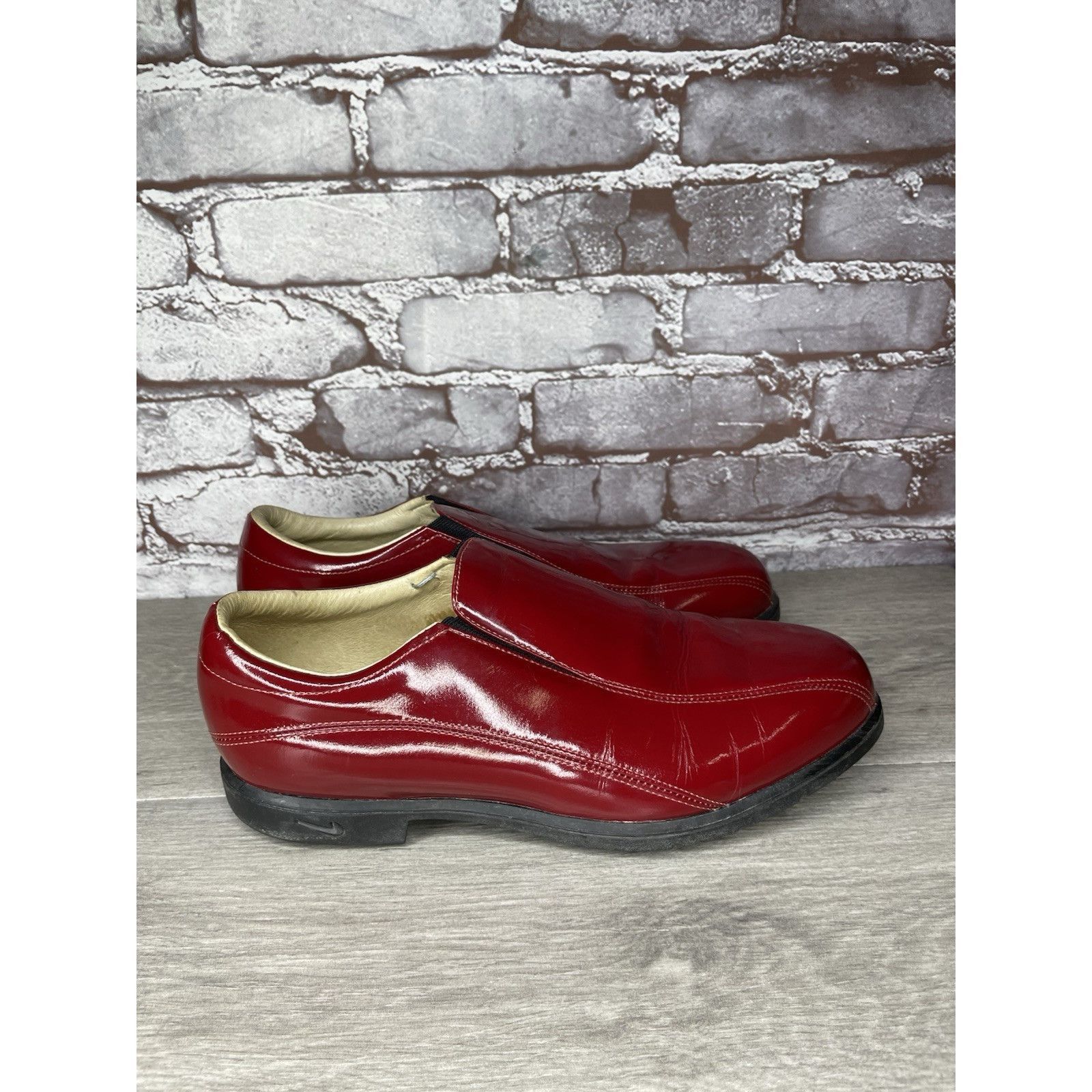 Nike Nike Air Verdana Last Red Patent Leather Slip On Golf Shoes Size US 10 / IT 40 - 11 Thumbnail