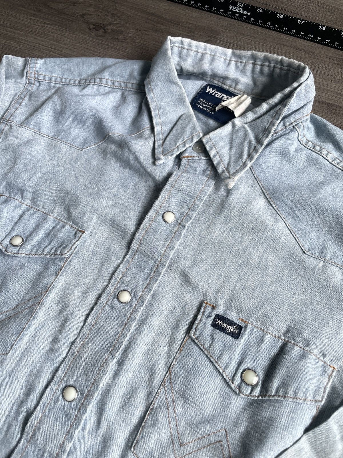 Vintage × Wrangler Vintage Wrangler “Regular Fit” Pearl Snap Denim Shirt (Sz.L) Size US L / EU 52-54 / 3 - 2 Thumbnail