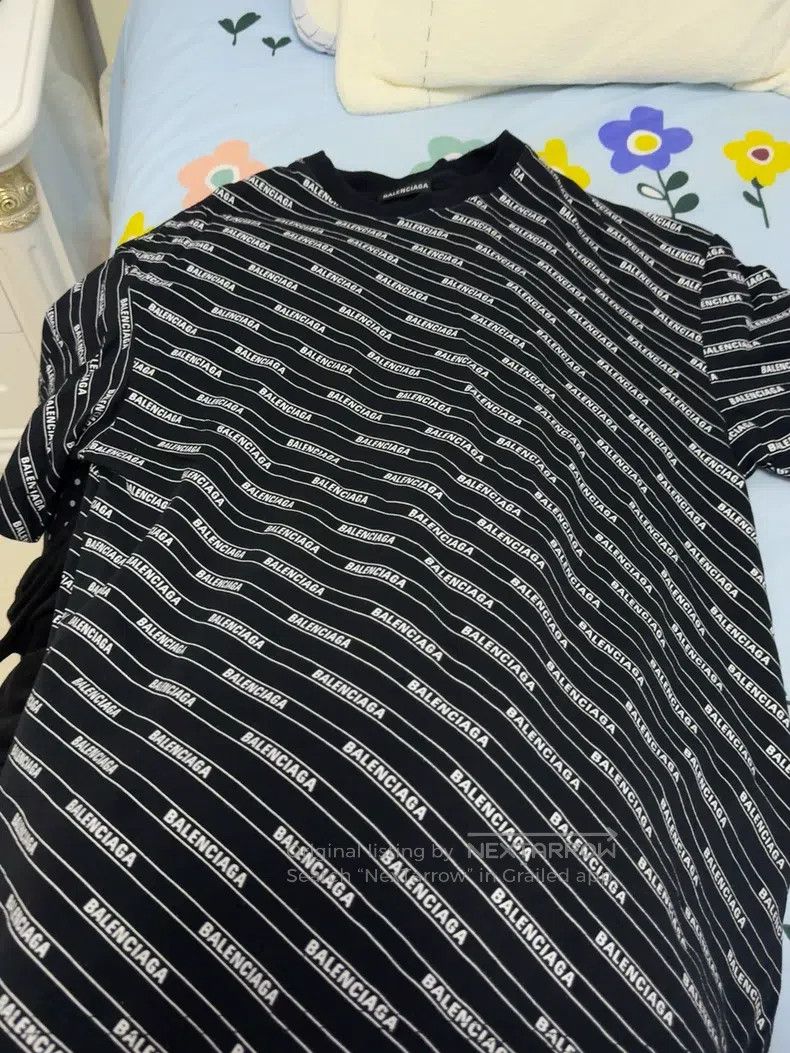 Balenciaga Balenciaga short sleeves Size US S / EU 44-46 / 1 - 1 Thumbnail