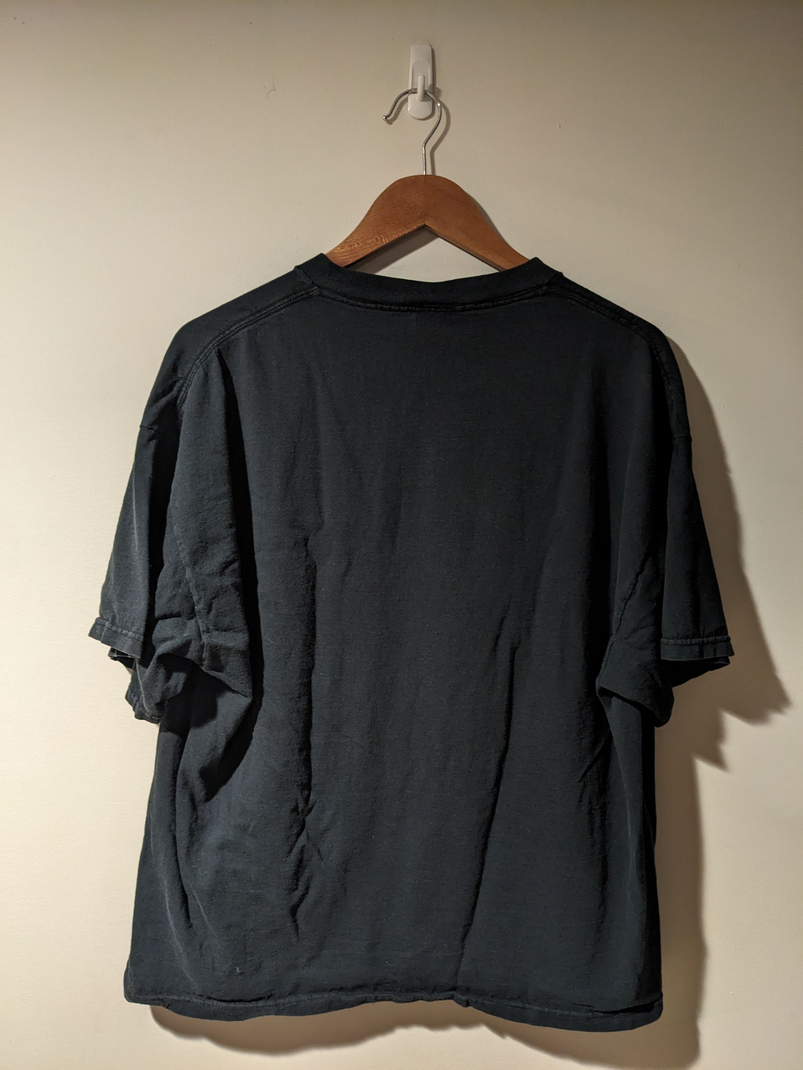 Band Tees × Vintage Vintage 2005 Motley Crue Theatre of Pain Band Music T-Shirt Size US XL / EU 56 / 4 - 7 Thumbnail