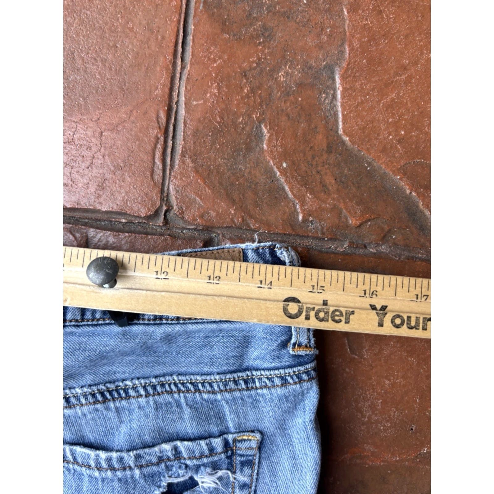 American Eagle Outfitters VINTAGE American Eagle Denim Low Rise Mini Booty Shorts Women’s 2 Distressed Jeans 90s USA Shorts Size 26" / US 2 / IT 38 - 5 Thumbnail