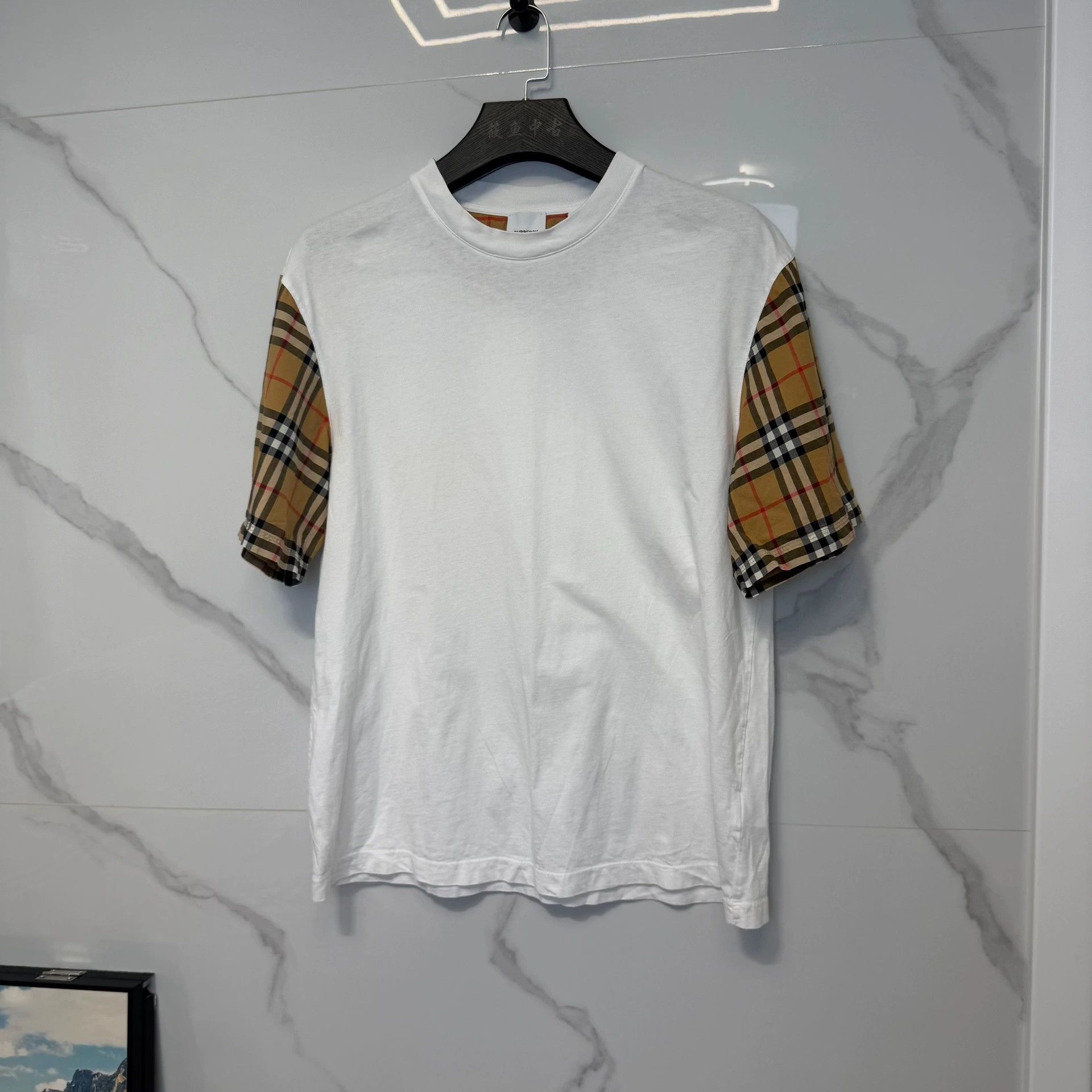 Burberry Burberry Classic Check Crewneck Short-Sleeve Top Size US L / EU 52-54 / 3 - 1 Thumbnail