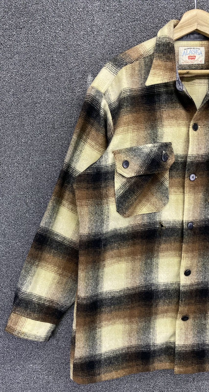 Flannel Vintage Levis Alaska Shadow Plaids Shirts Button Ups Flannel Size US L / EU 52-54 / 3 - 4 Thumbnail