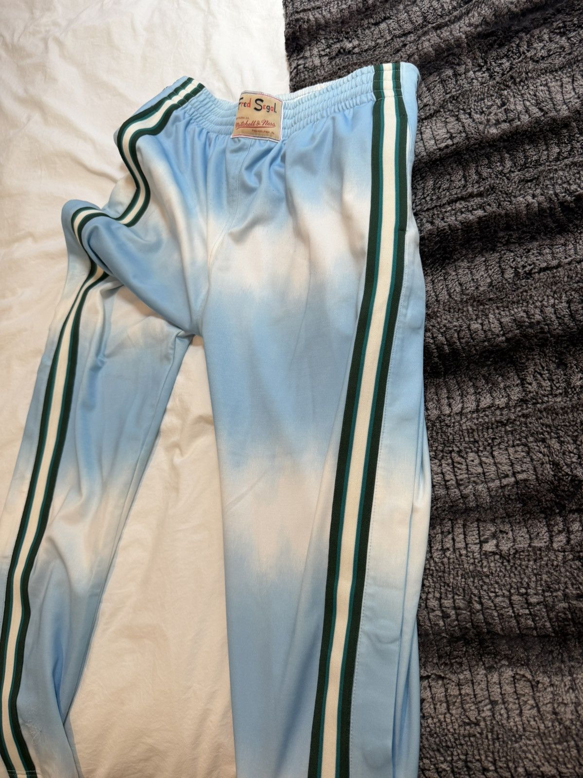 Fred Segal Fred Segal x Mitchell & Ness Cloud Joggers Size US 33 - 2 Thumbnail