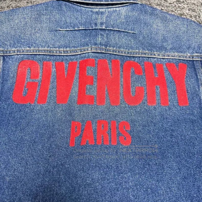 Givenchy Givenchy Back Embroidered Denim Jacket Size US M / EU 48-50 / 2 - 6 Thumbnail