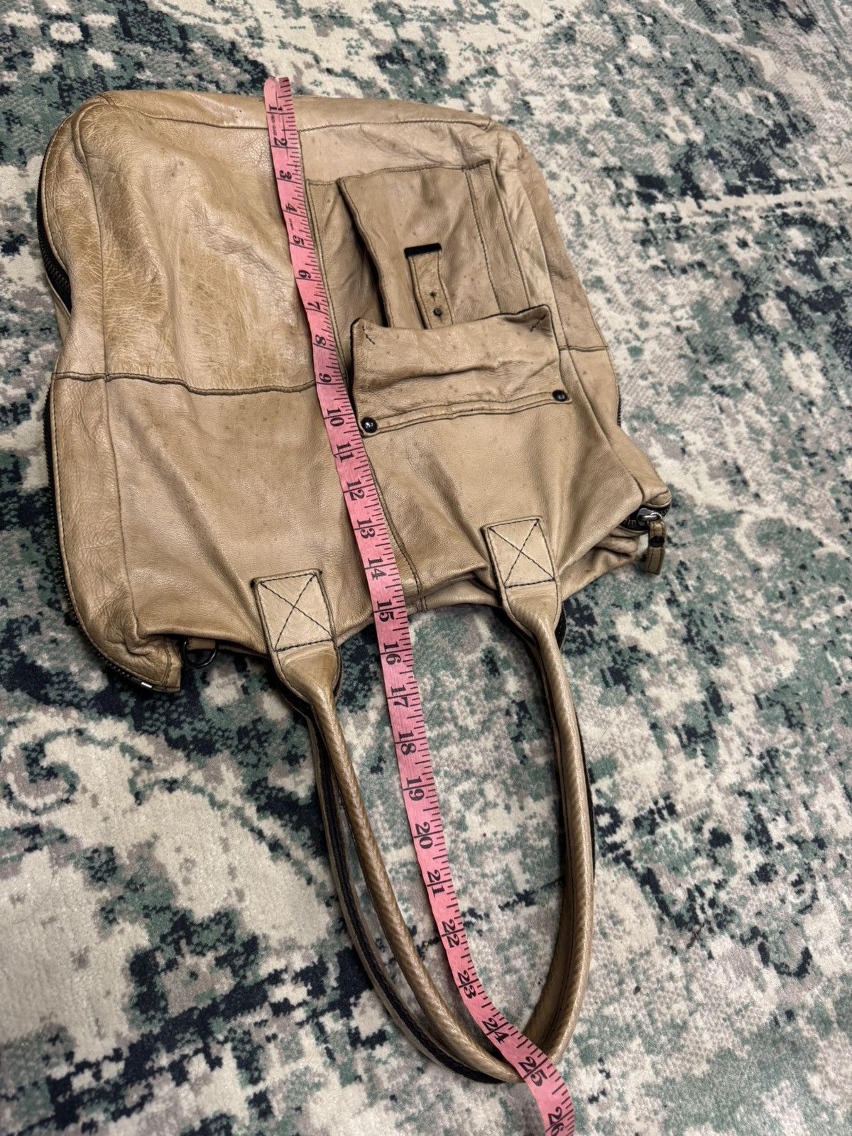 14th Addiction DECADE SOFT LEATHER SIDE ZIPPER TOTE BAG Size ONE SIZE - 4 Thumbnail