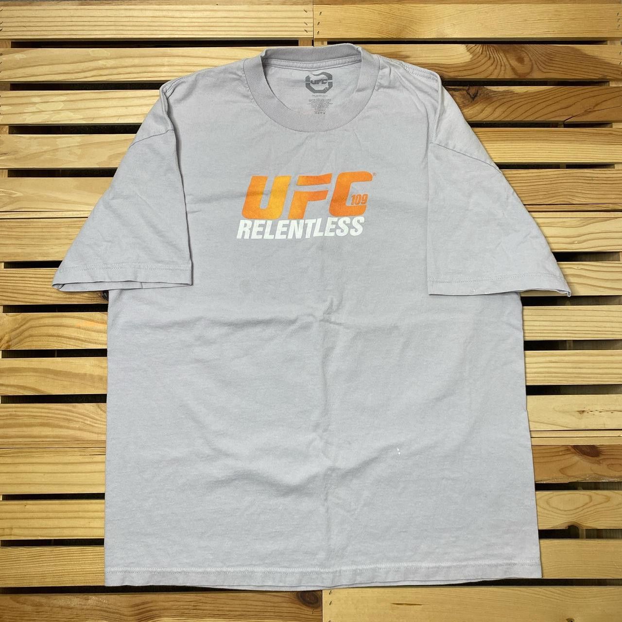 UFC UFC 109 Relentless Couture vs Coleman Purple Tee Size XL Size US XL / EU 56 / 4 - 2 Thumbnail
