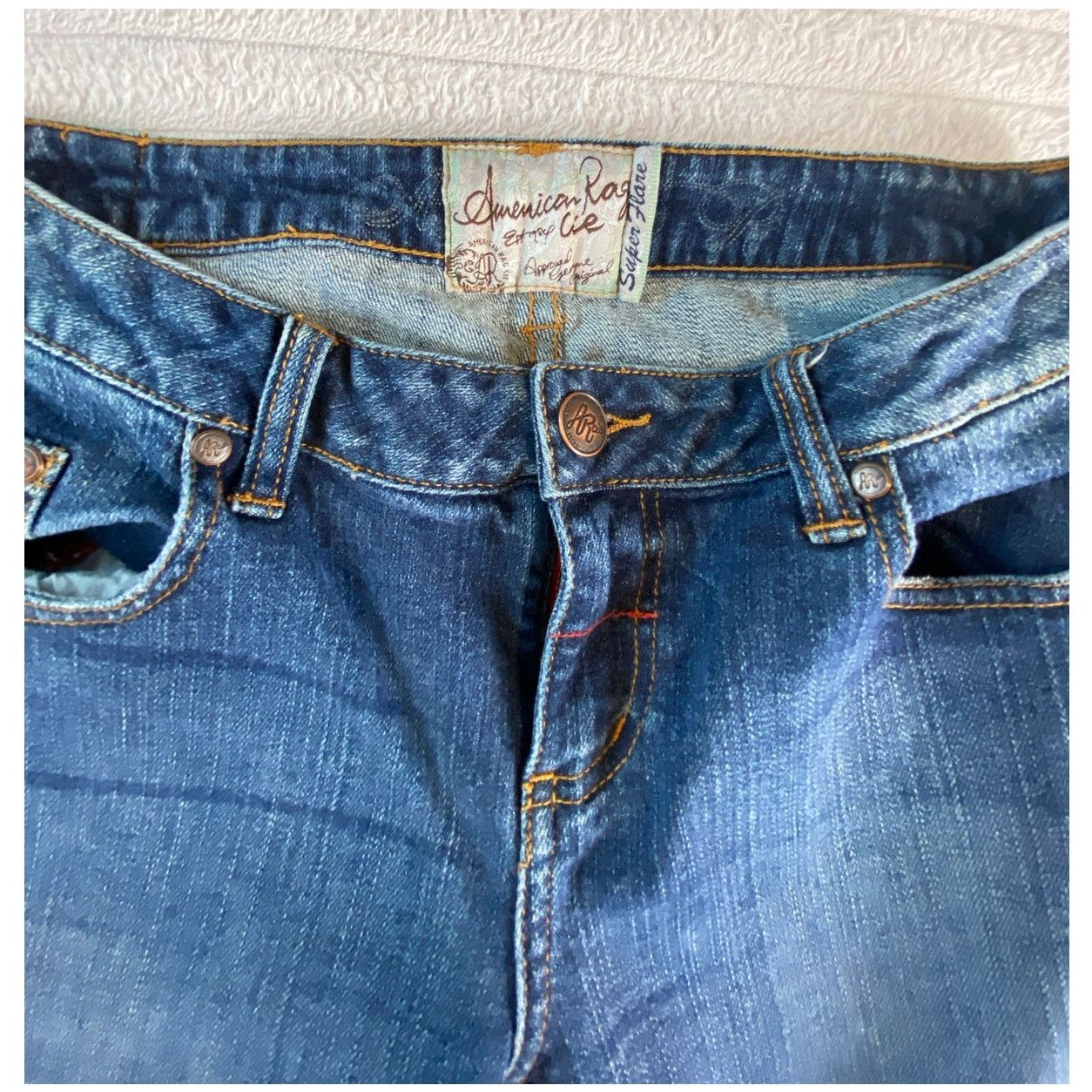 American Rag American Rag Cie Bootcut Superflare Med-low rise Jeans, Sz 9 Size 30" / US 8 / IT 44 - 3 Thumbnail