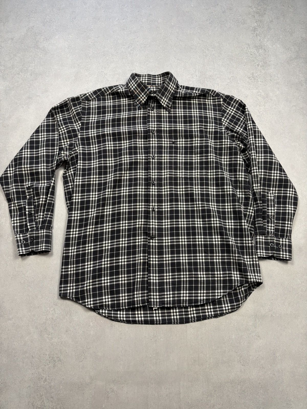 Burberry Burberry London Vintage 2000s Black Check Shirt Rare England Size US XL / EU 56 / 4 - 1 Thumbnail