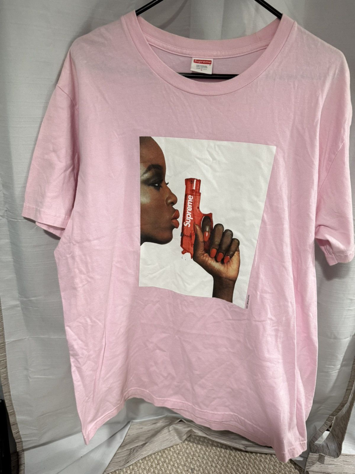 Supreme Supreme water pistol tee Size US L / EU 52-54 / 3 - 1 Thumbnail