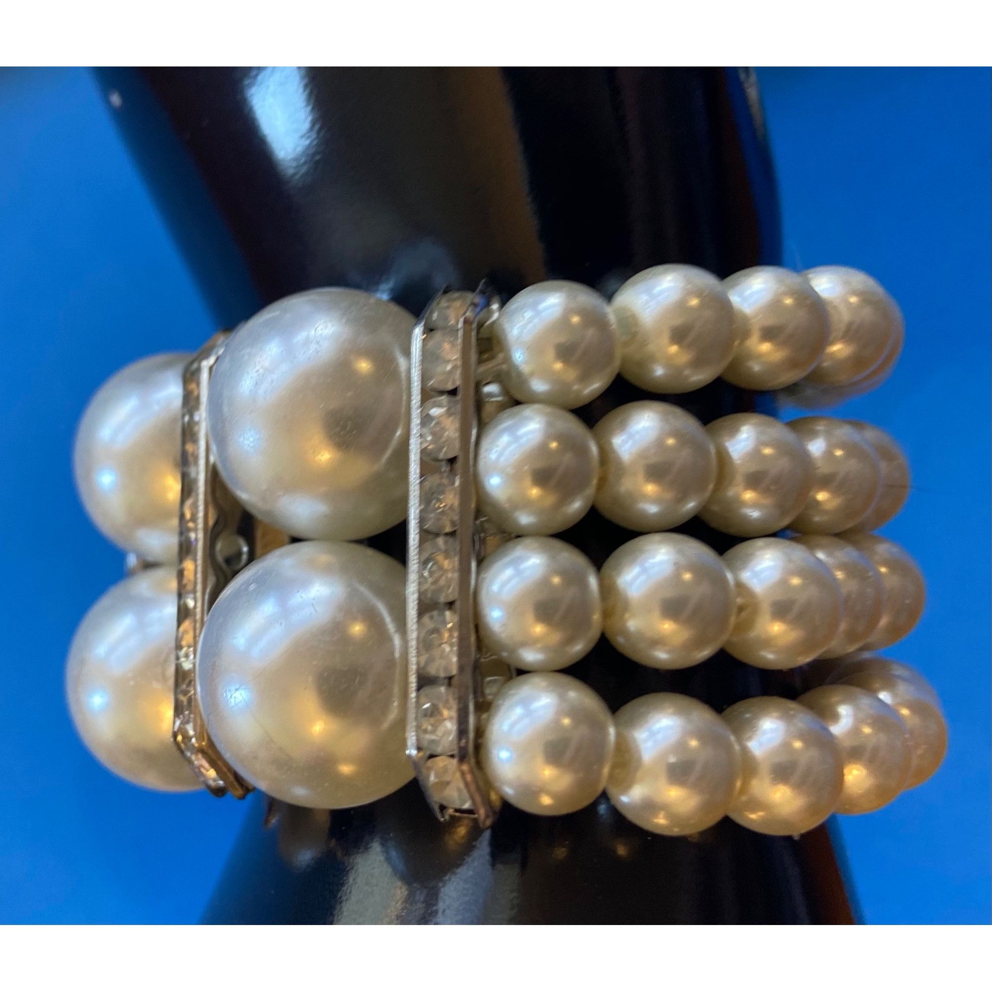 Other Faux Pearl 3pc Set W/Necklace,Bracelet&Earrings Goldtone&Cry Size ONE SIZE - 10 Thumbnail