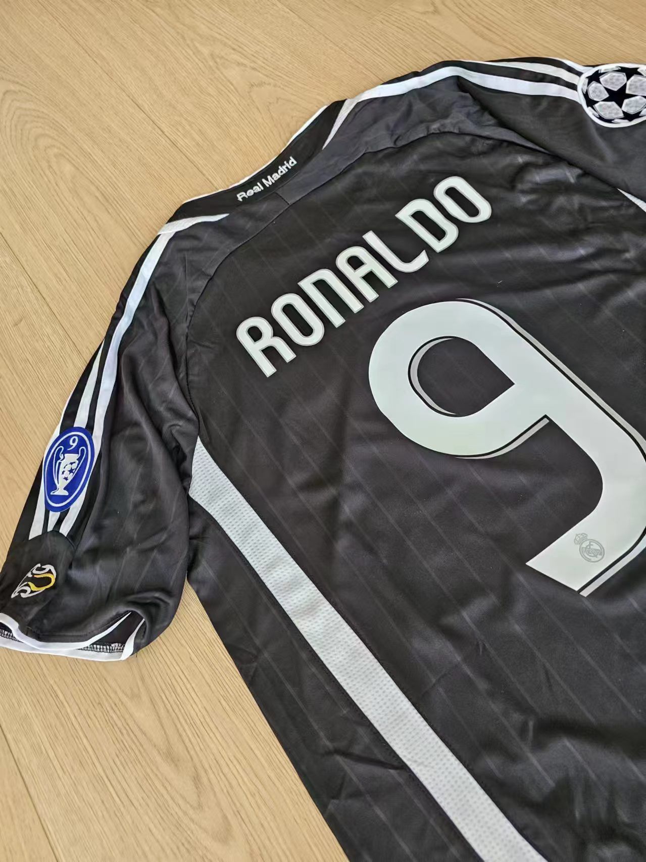 Other Ronaldo Jersey 2006 2007 Real Madrid Size US L / EU 52-54 / 3 - 4 Thumbnail