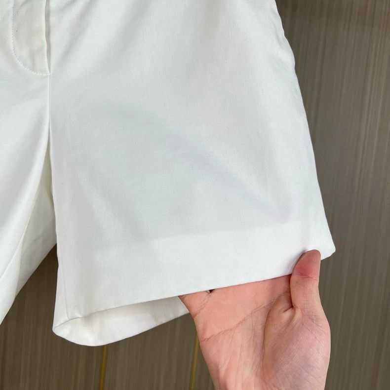 Dior Dior White Shorts Size F34-2506 Size US 34 / EU 50 - 4 Thumbnail
