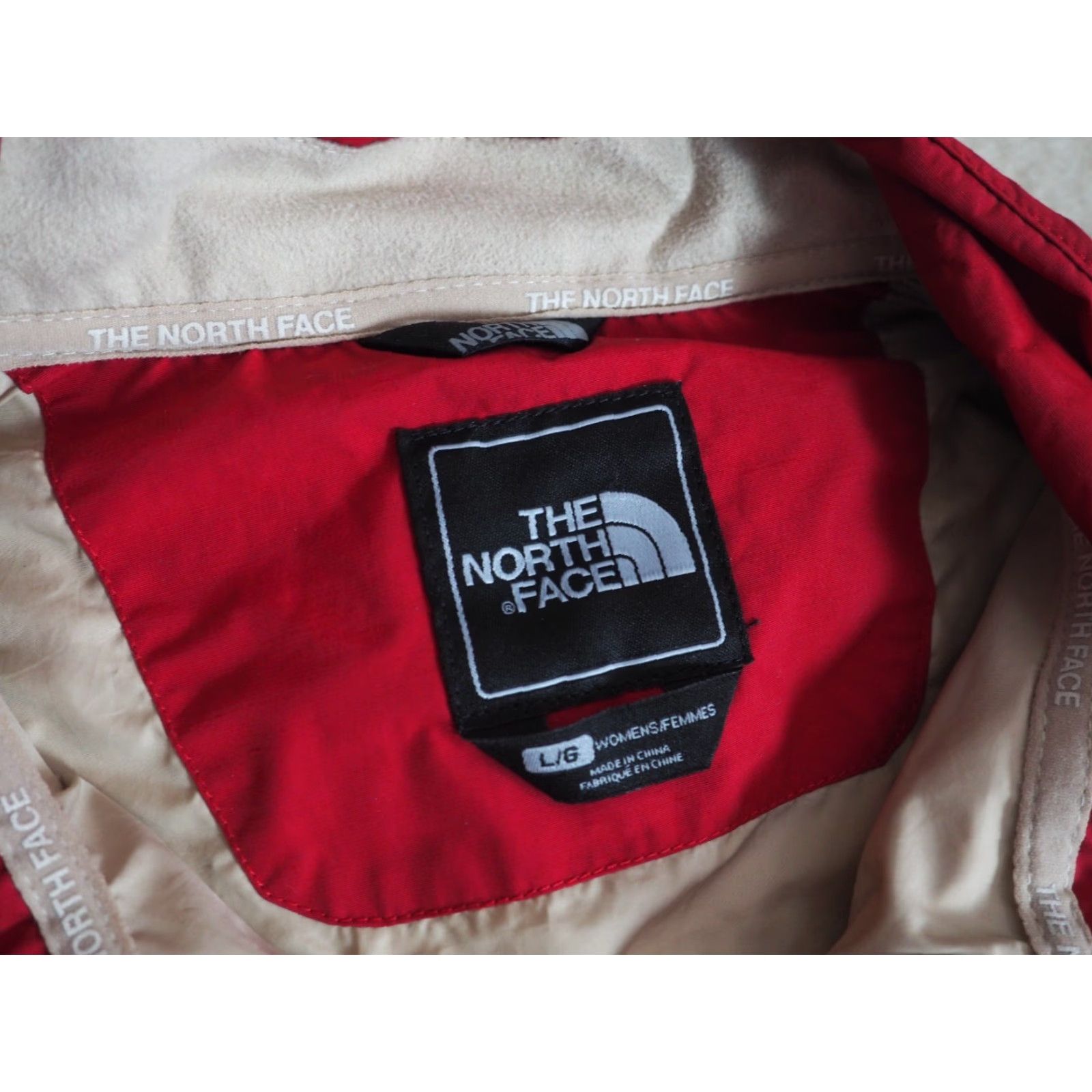 The North Face The North Face Jacket Womens L Red Full Zip Nylon Coat Belted Hyvent Rain Coat Outdoor 90s? Size L / US 10 / IT 46 - 5 Thumbnail