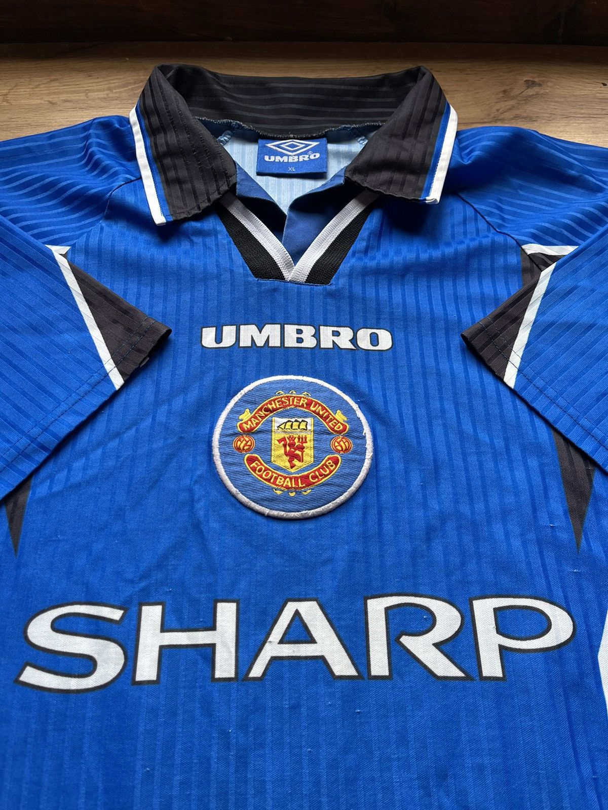 Umbro 1996 Umbro Manchester United Vintage blue soccer jersey Size US XL / EU 56 / 4 - 5 Thumbnail