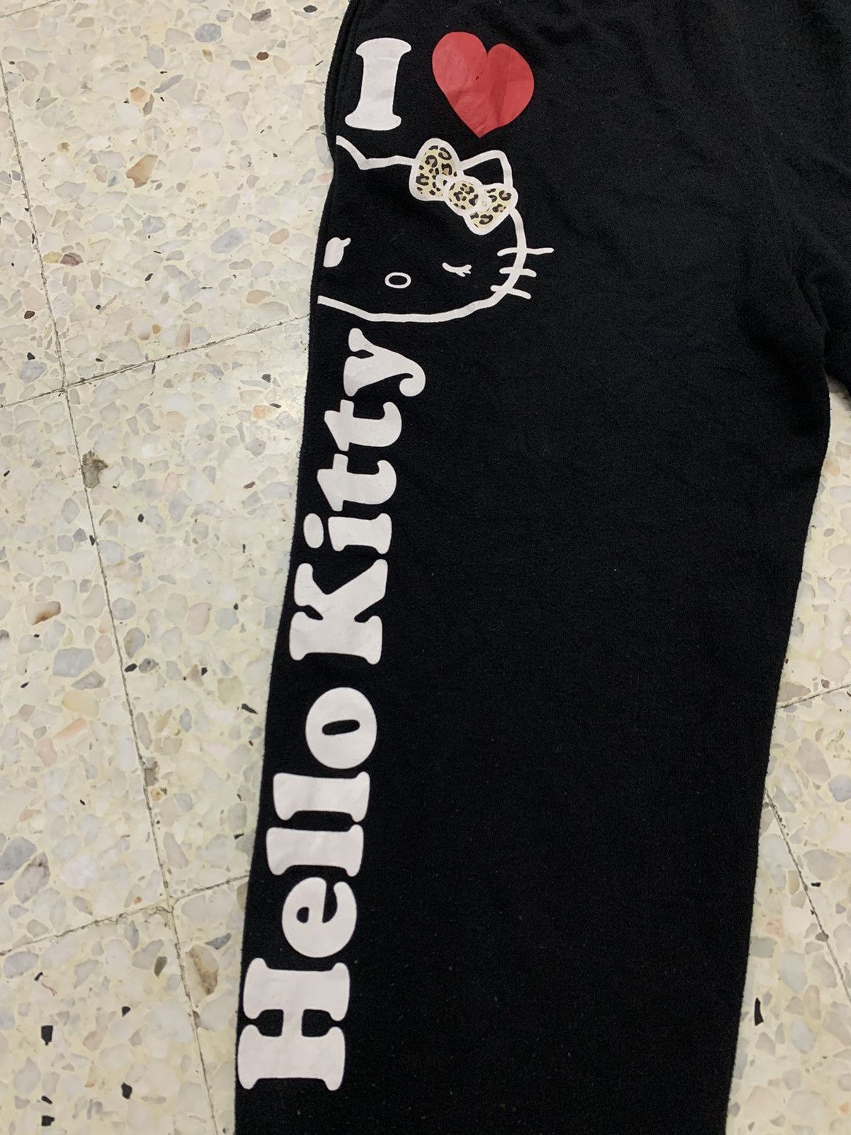 Japanese Brand HELLO KITTY SWEAT PANTS CUTE & RARE Size US 38 / EU 54 - 7 Thumbnail