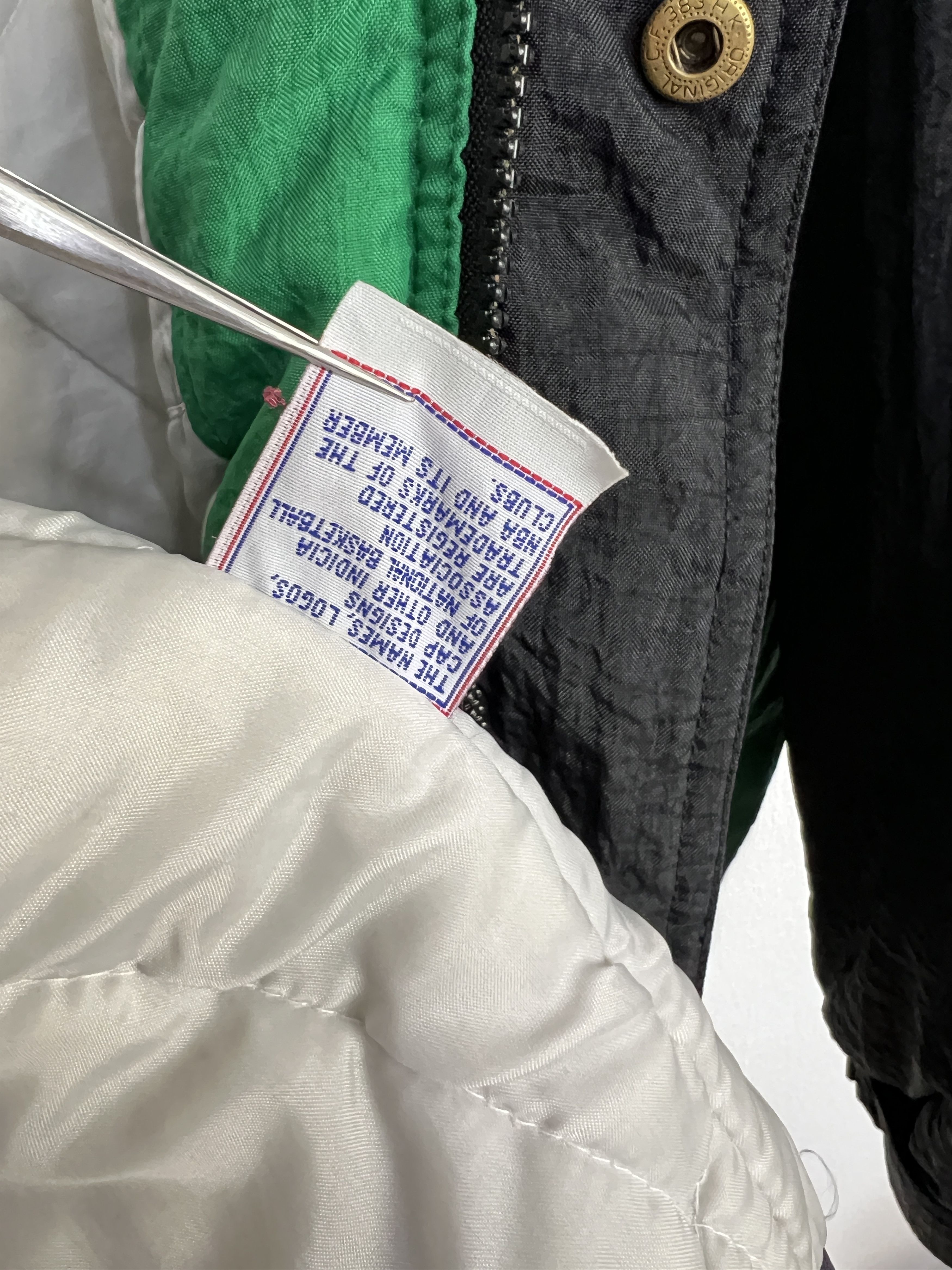 Apex One Vintage 90's Boston Celtics NBA Bomber Jacket Rare Hype Size US L / EU 52-54 / 3 - 10 Thumbnail