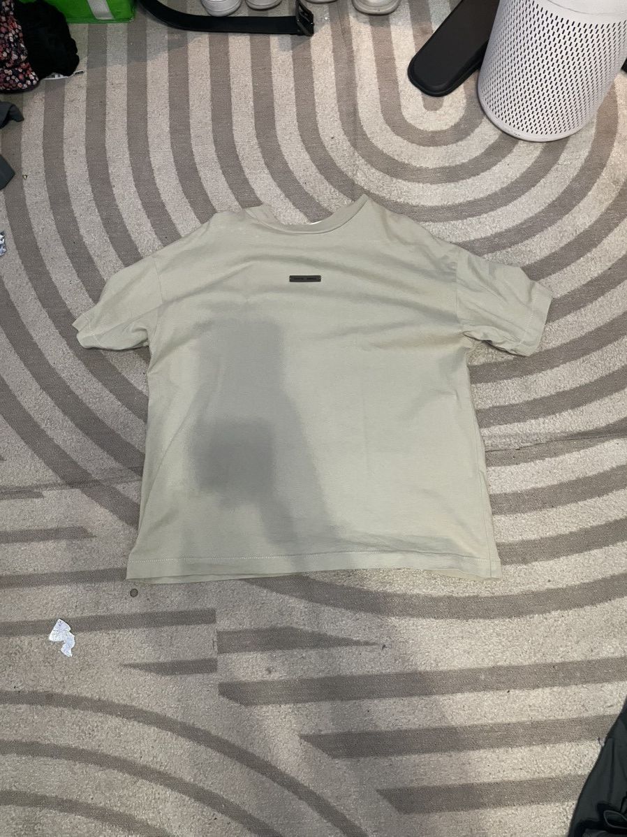 Essentials Small Essentials Fear of God Shirt Size US S / EU 44-46 / 1 - 2 Thumbnail