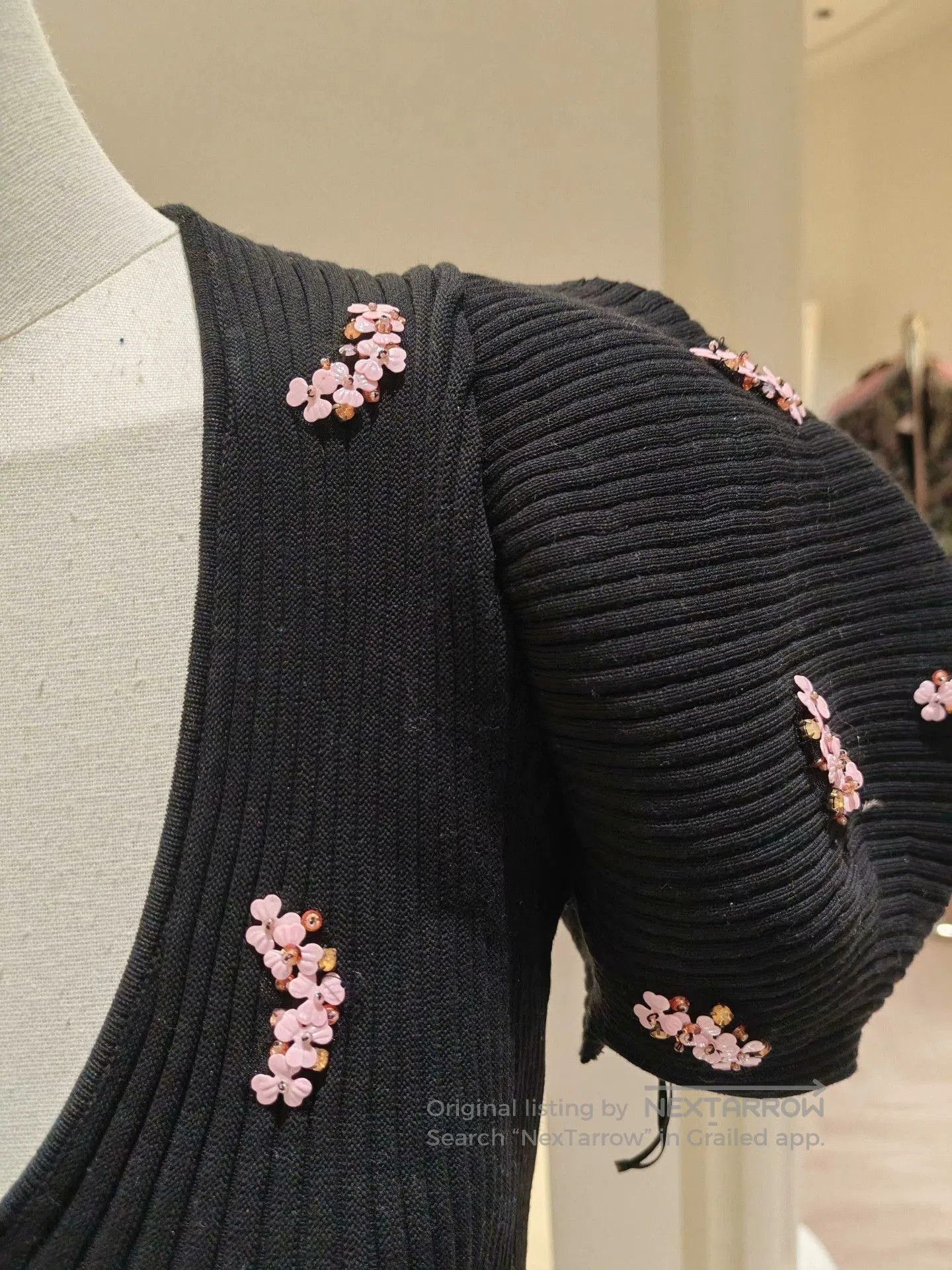 Giambattista Valli Giambattista Valli Beaded Bubble Sleeve Knit Top. Size XS / US 0-2 / IT 36-38 - 3 Thumbnail