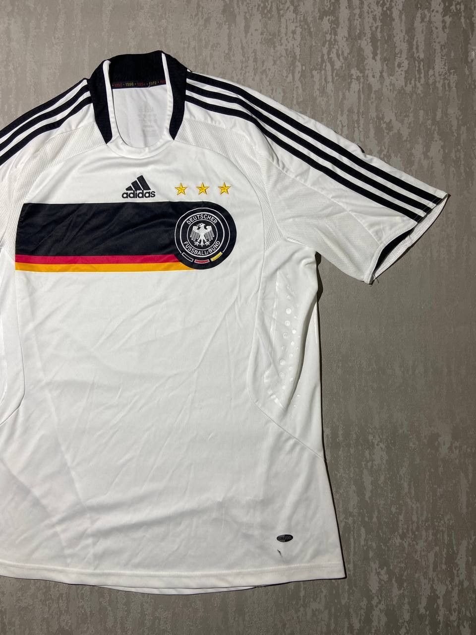 Adidas × Vintage Vintage Adidas GERMANY 2008-09 HOME FOOTBALL SHIRT JERSEY Size US M / EU 48-50 / 2 - 3 Thumbnail