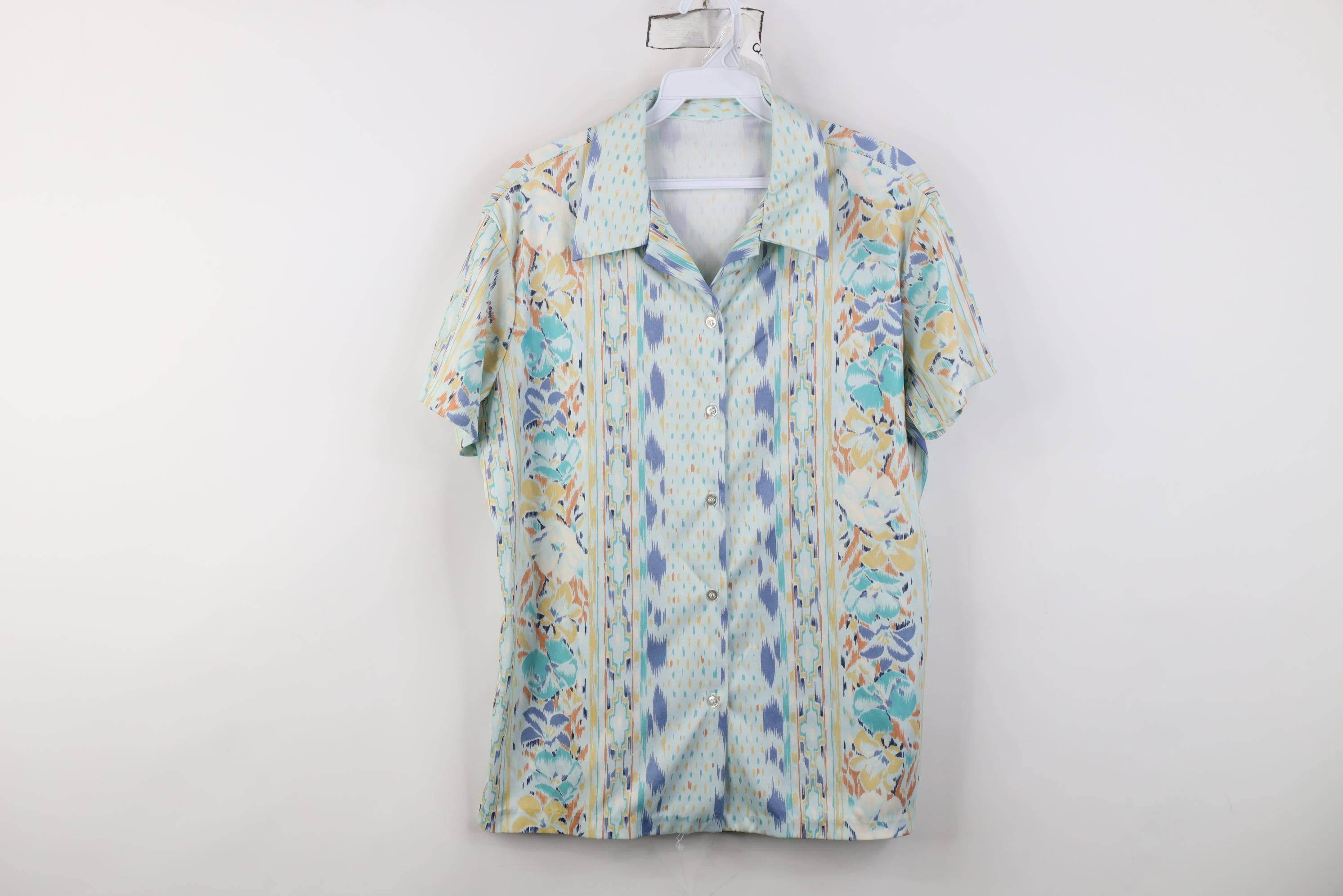 Vintage Vintage 70s Streetwear Flower Knit Camp Collar Button Shirt Size L / US 10 / IT 46 - 1 Thumbnail