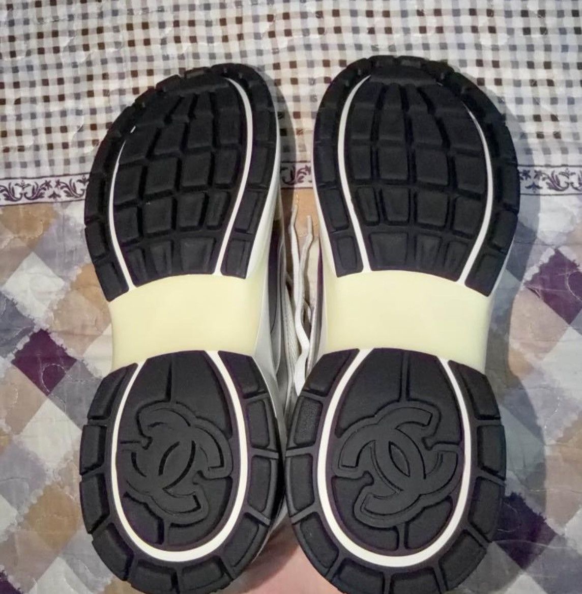 Chanel Chanel Silver Retro Lowtop Sneakers 44 Men Size US 11 / EU 44 - 4 Thumbnail
