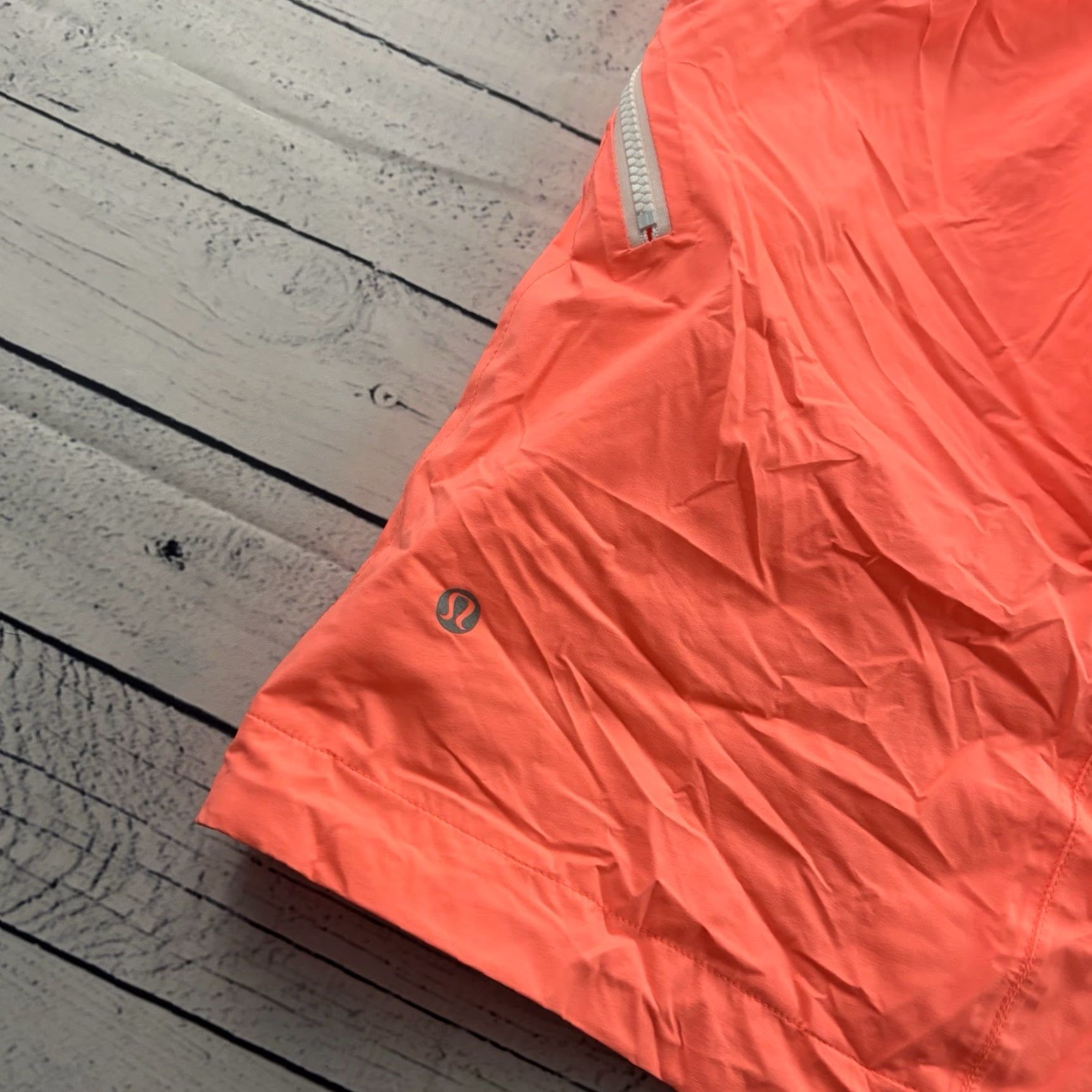 Lululemon Lululemon Windbreaker Jacket Hooded Orange Women 4 XS? Size S / US 4 / IT 40 - 6 Thumbnail