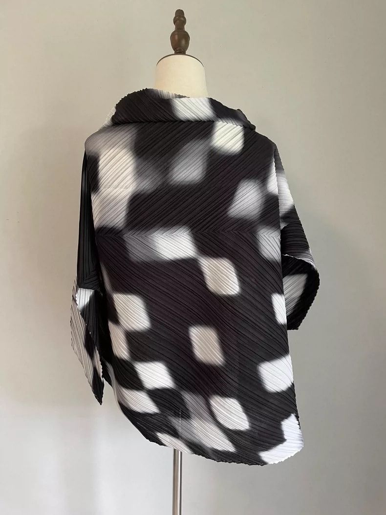 Issey Miyake Issey Miyake size:2 Black mainline transformable sleeve to Size M / US 6-8 / IT 42-44 - 5 Thumbnail