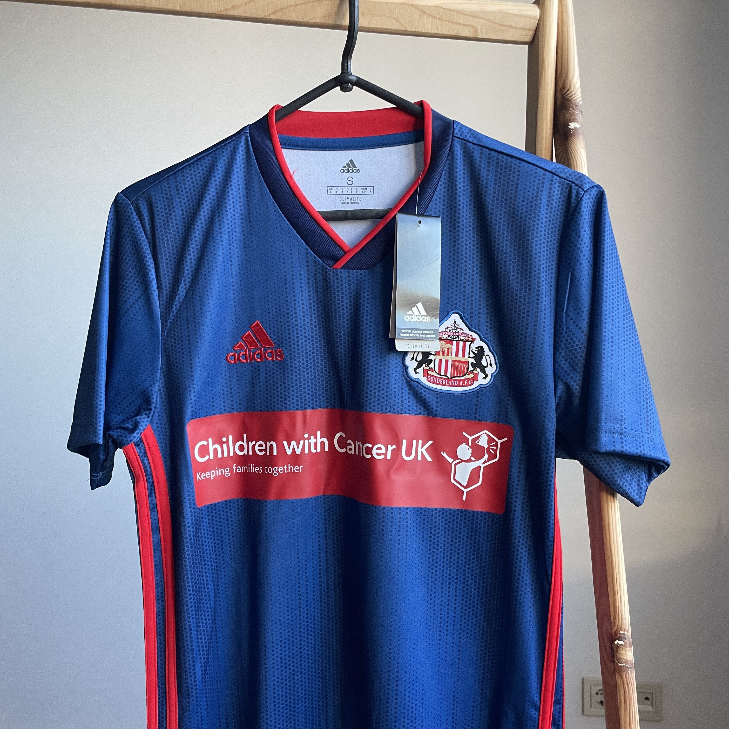 Adidas BNWT Sunderland A.F.C. 2019-20 Away Jersey Size S Size US S / EU 44-46 / 1 - 3 Thumbnail