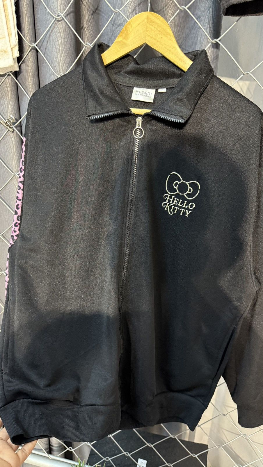 Anime 2024 HELLO KITTY 50TH ANNIVERSARY SWEATER JACKT TOKYO JAPAN Size US L / EU 52-54 / 3 - 5 Thumbnail