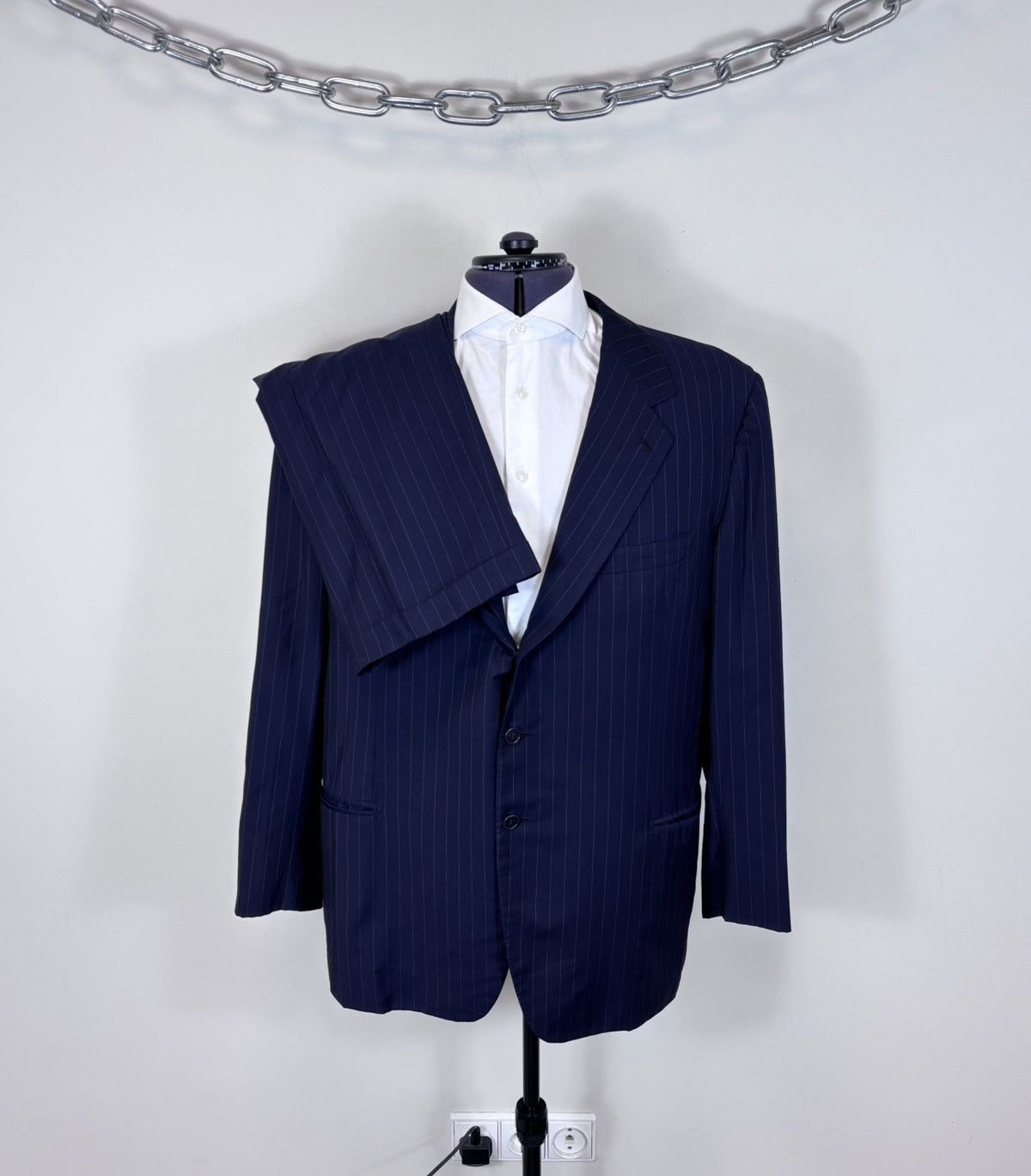 Holland & Sherry Holland & Sherry Men’s 2-Piece Navy Blue Pinstripe Wool Suit Size 52R - 1 Thumbnail