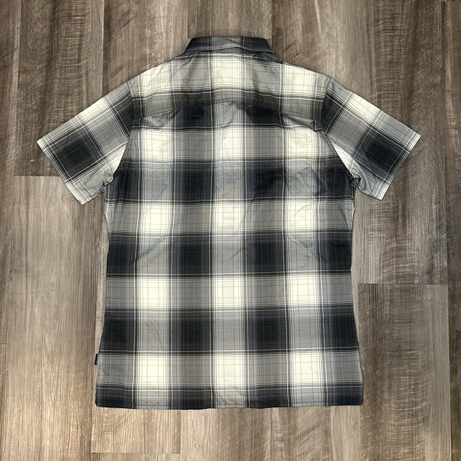 Kuhl Kuhl Response Short Sleeve Button Down - Small Size US S / EU 44-46 / 1 - 3 Thumbnail