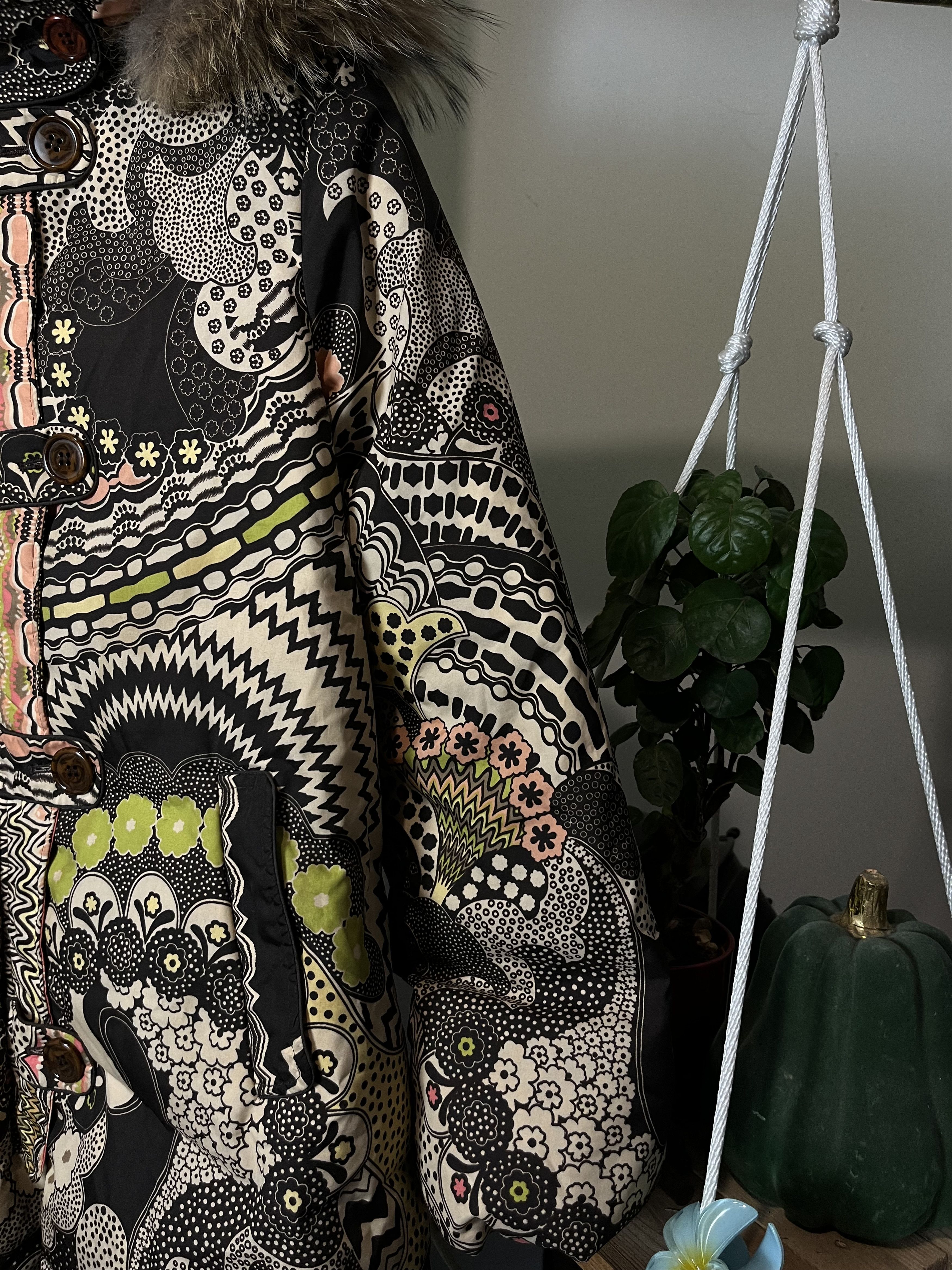 Missoni × Vintage Vintage M Missoni Down Puffer Coat Abstract Floral Pattern Size M / US 6-8 / IT 42-44 - 6 Thumbnail