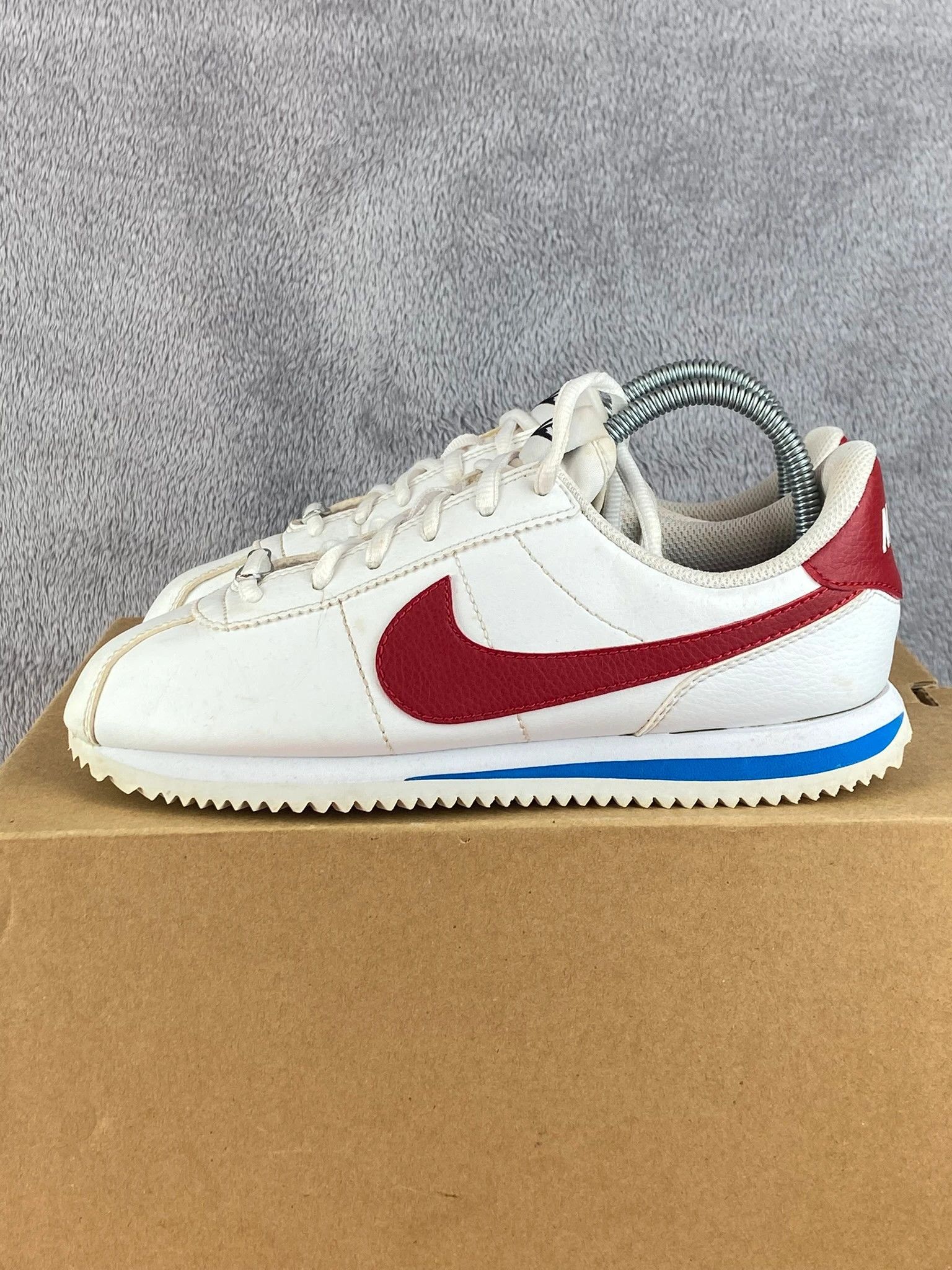 Nike Nike Cortez sneakers white red swoosh retro Size US 5 / EU 37 - 2 Thumbnail