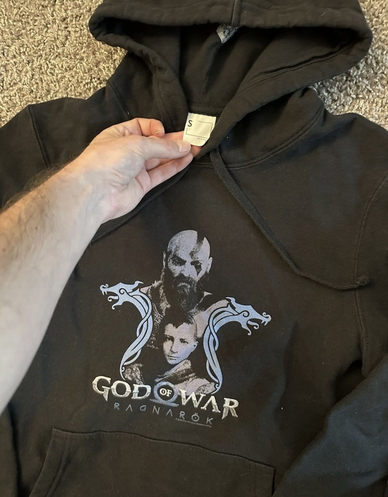 Vintage God of War Game Ragnarok Release Promo Hoodie Sweatshirt Size US S / EU 44-46 / 1 - 2 Thumbnail