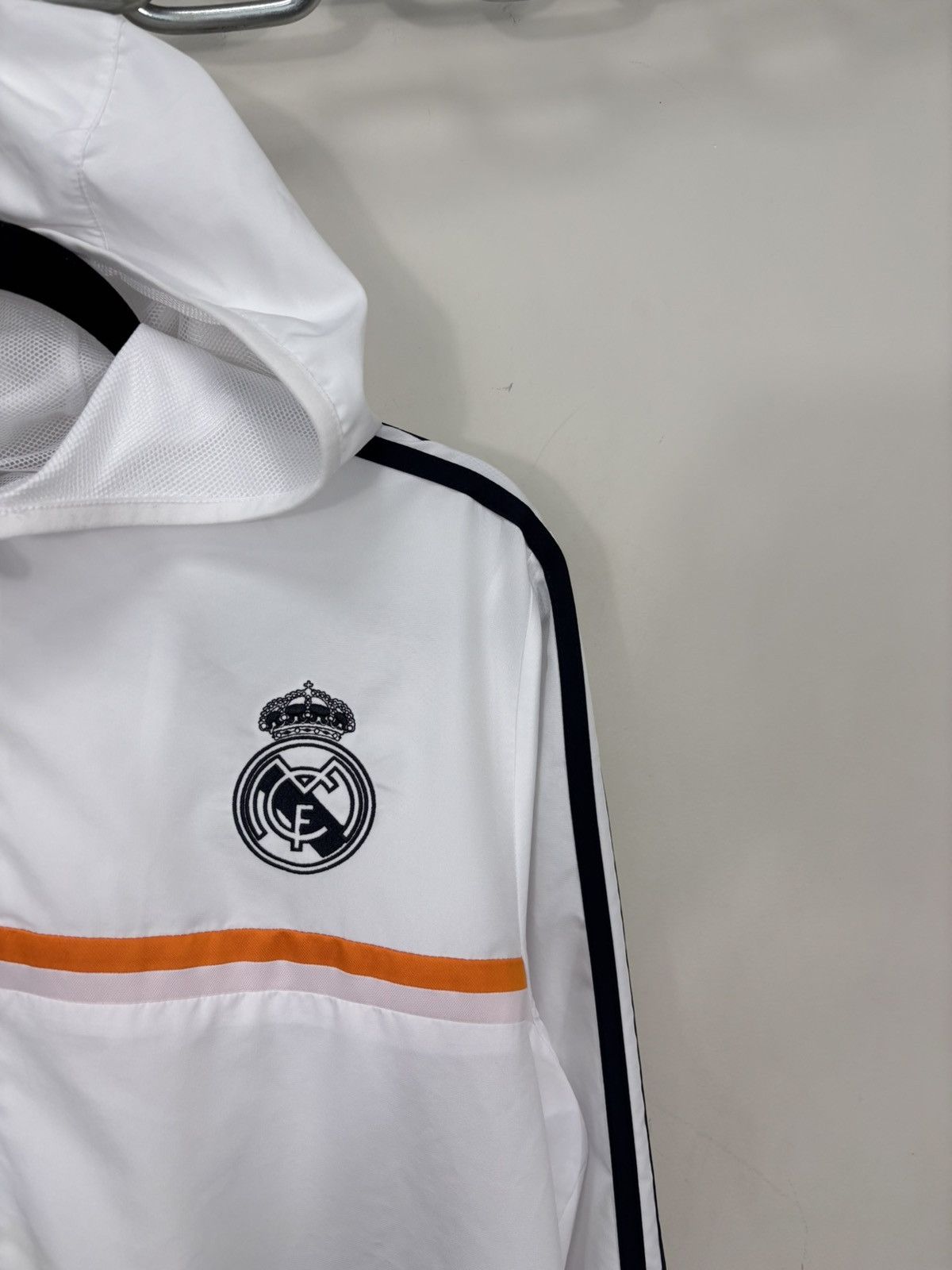 Adidas Adidas Real Madrid 2013/2014 Soccer Hooded Track Jacket Size US L / EU 52-54 / 3 - 4 Thumbnail