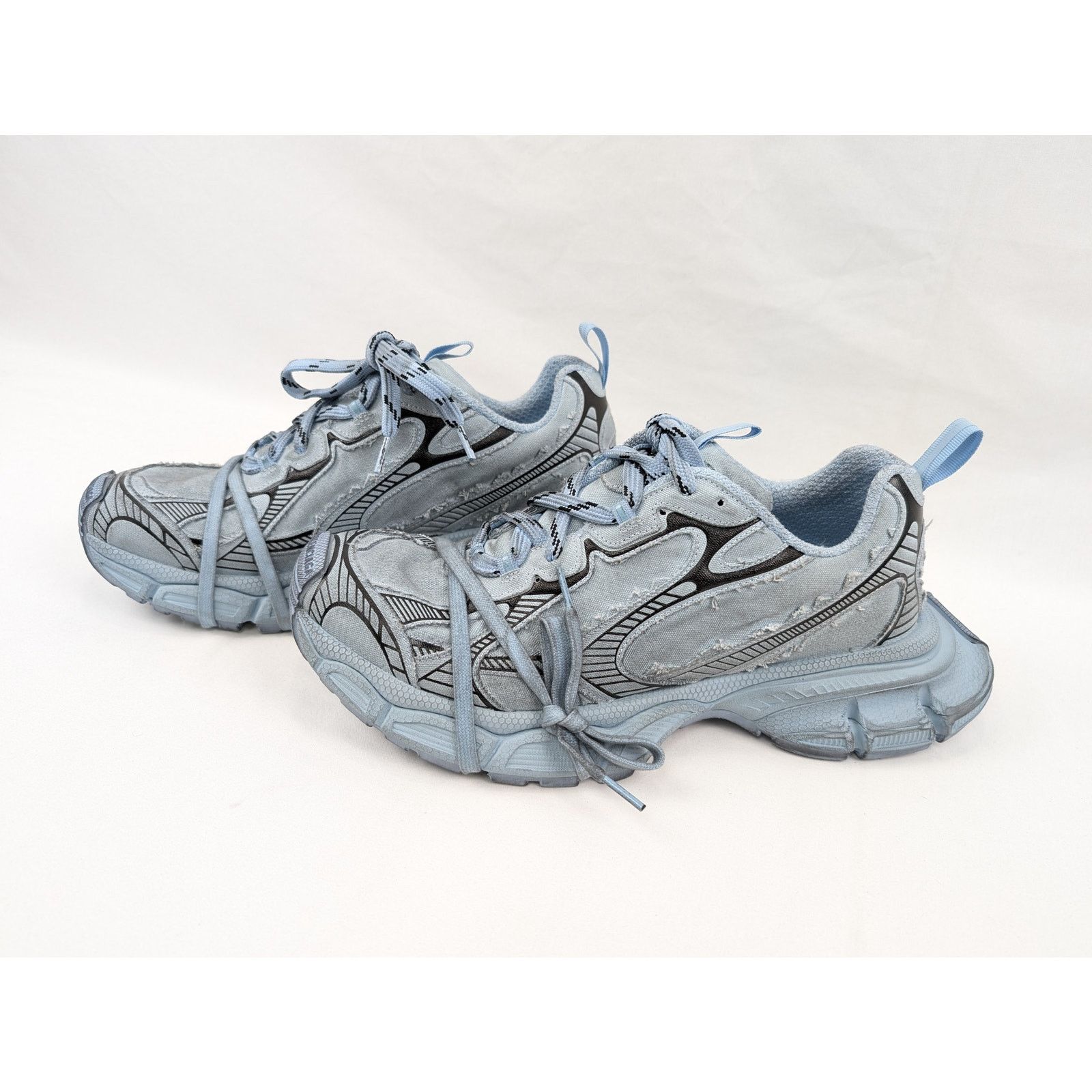 Balenciaga o1rshd1 3xl Destroyed Canvas Sneakers in Light Blue Size US 11 / EU 44 - 11 Thumbnail