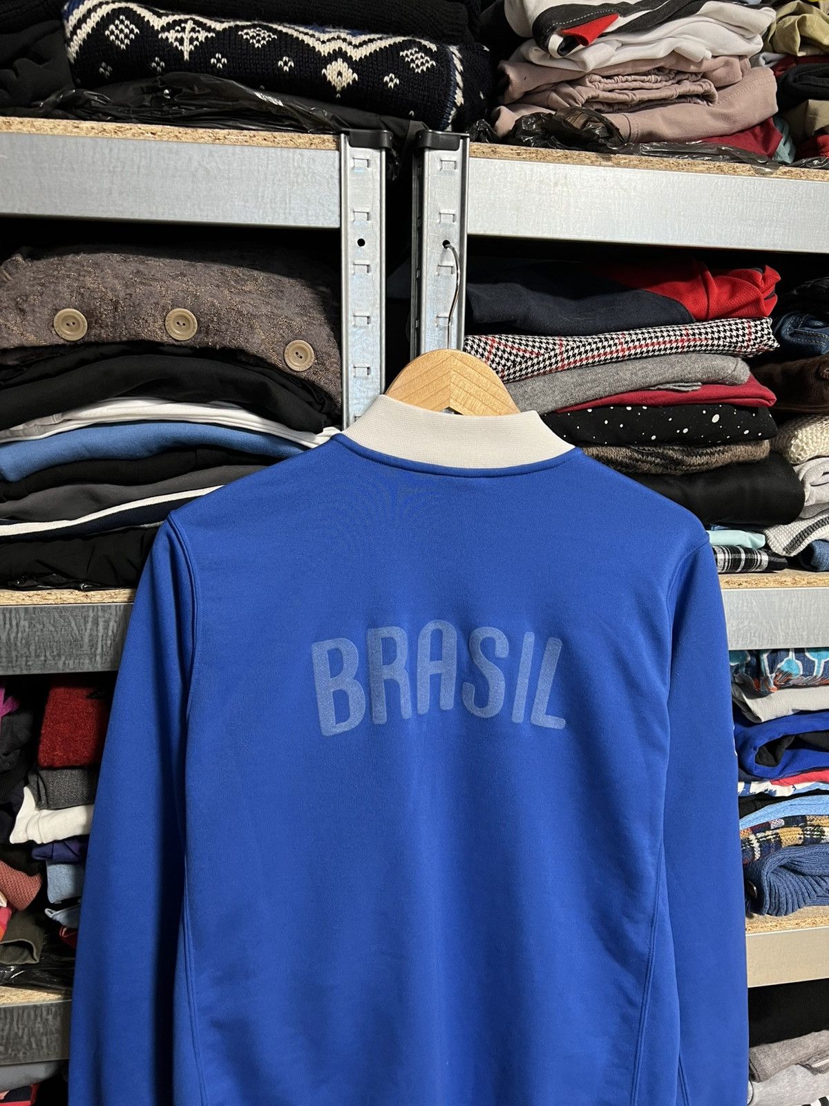 Nike Vintage Nike Brasil National Track Jacket 90s Soccer Size L Size US L / EU 52-54 / 3 - 5 Thumbnail