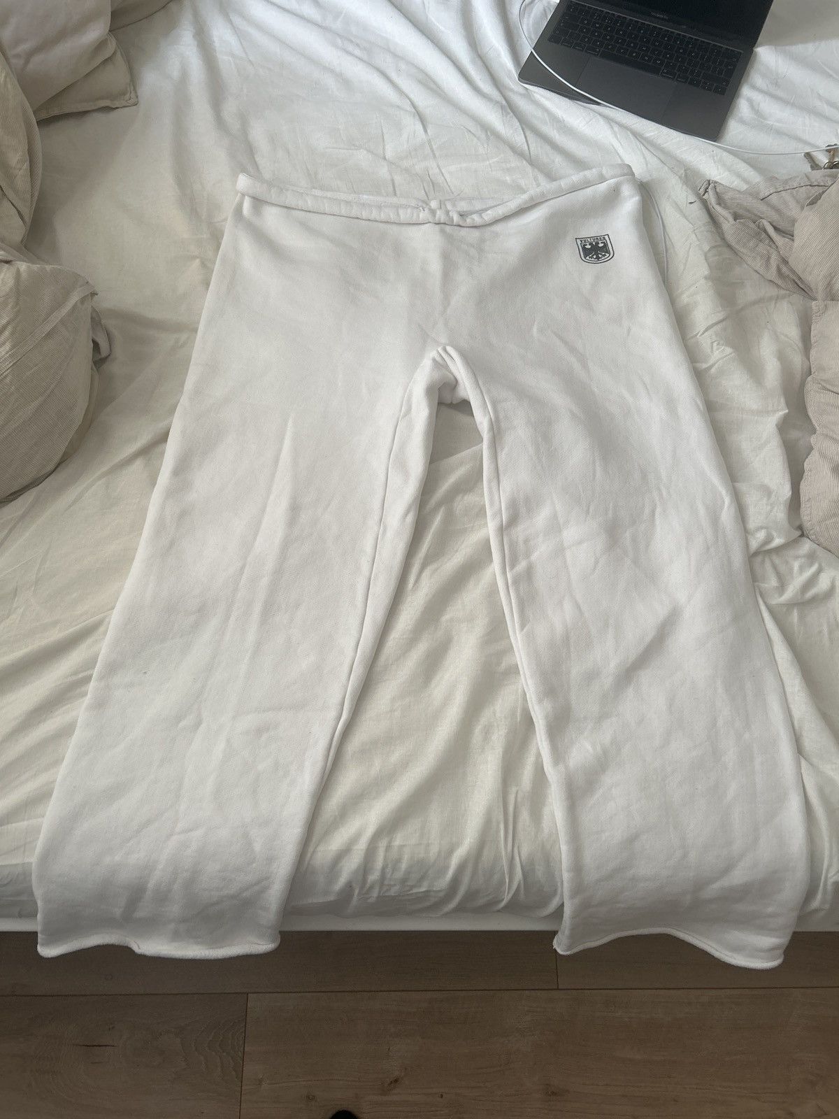 Yeezy YZY vultures joggers White Size US 36 / EU 52 - 1 Thumbnail