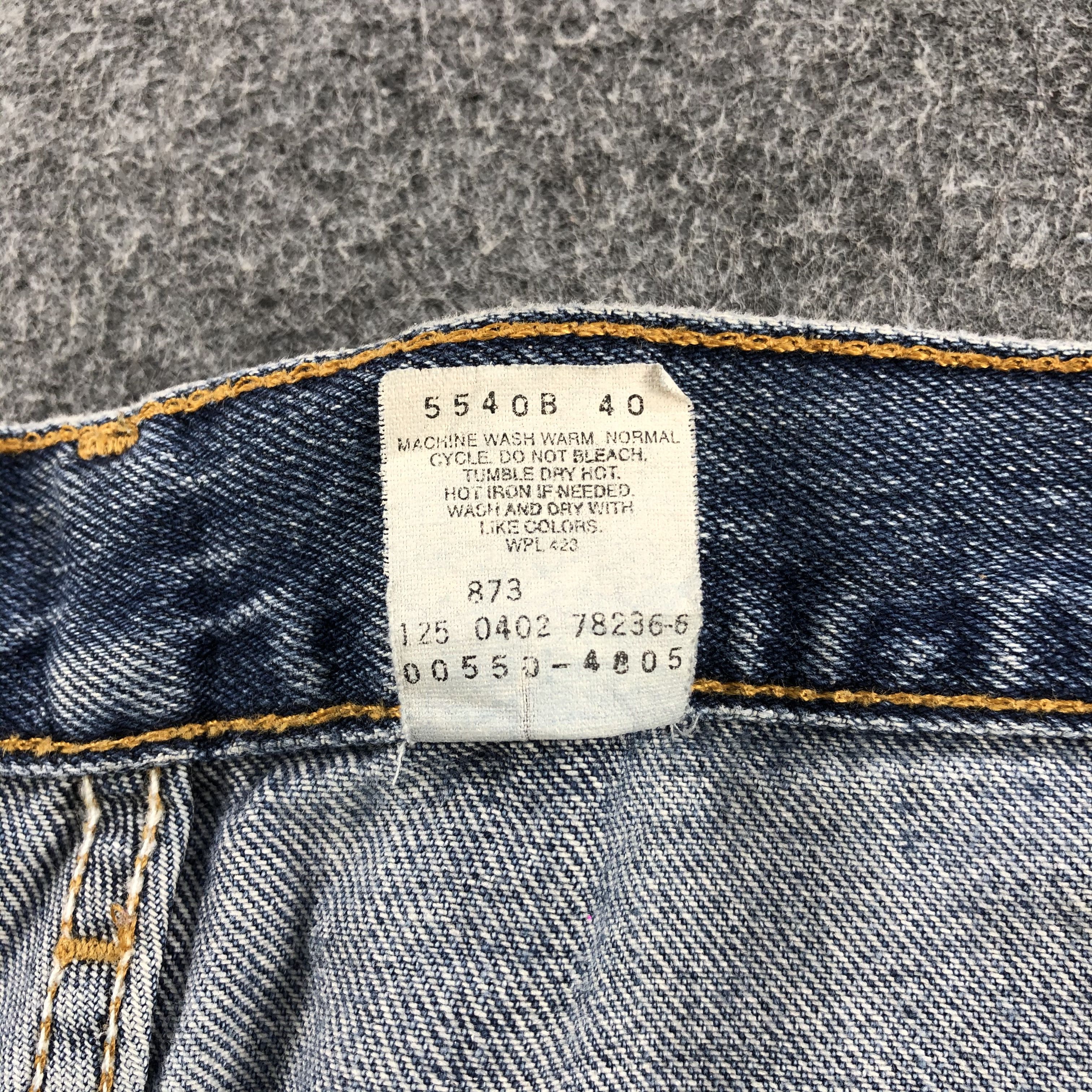 Levi's Vintage Levis 550 Jeans Faded Blue Stone Wash Denim-J990 Size US 32 / EU 48 - 11 Thumbnail