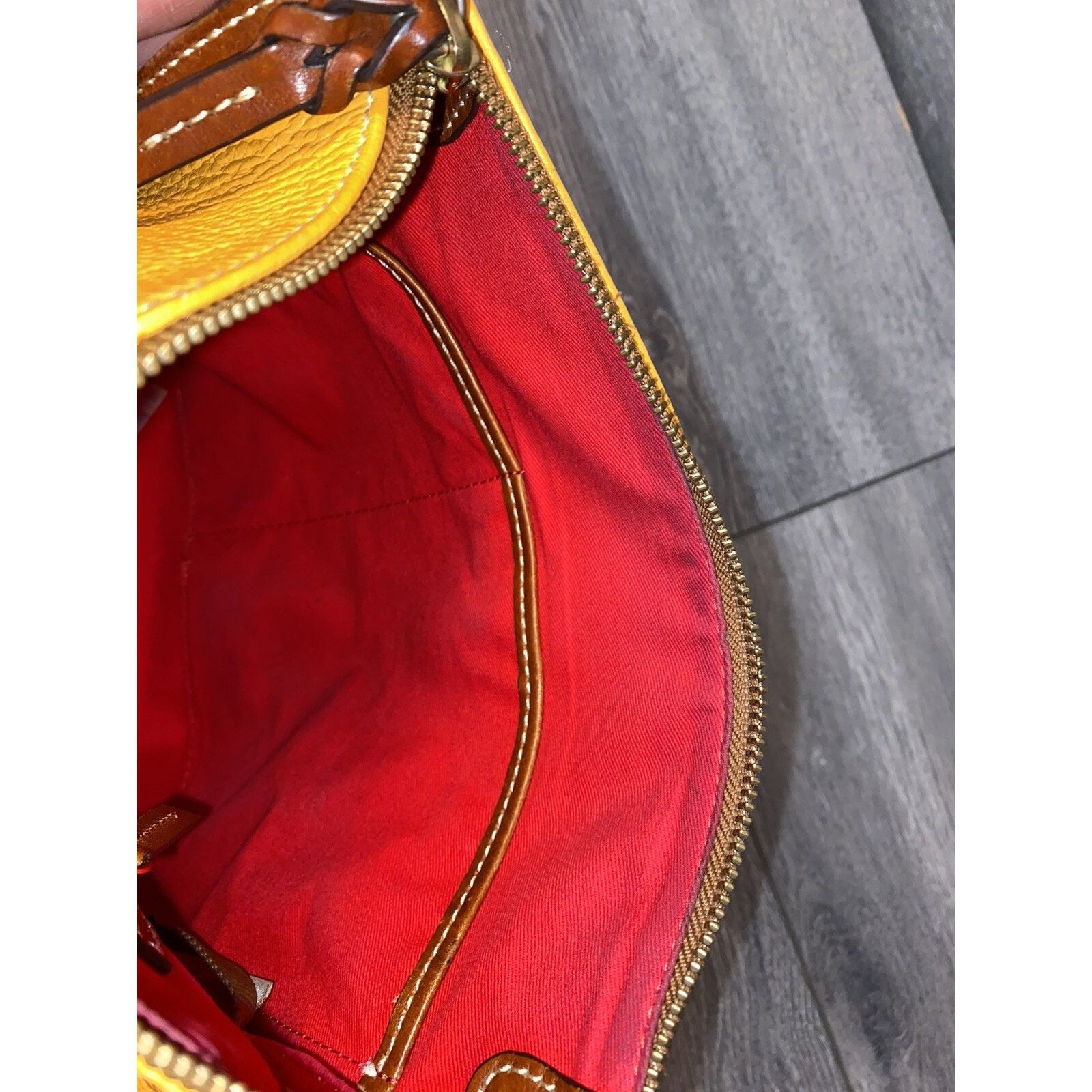 Dooney & Bourke Dooney & Bourke Pebble Leather Crossbody bag marigol A260501 Size ONE SIZE - 15 Thumbnail