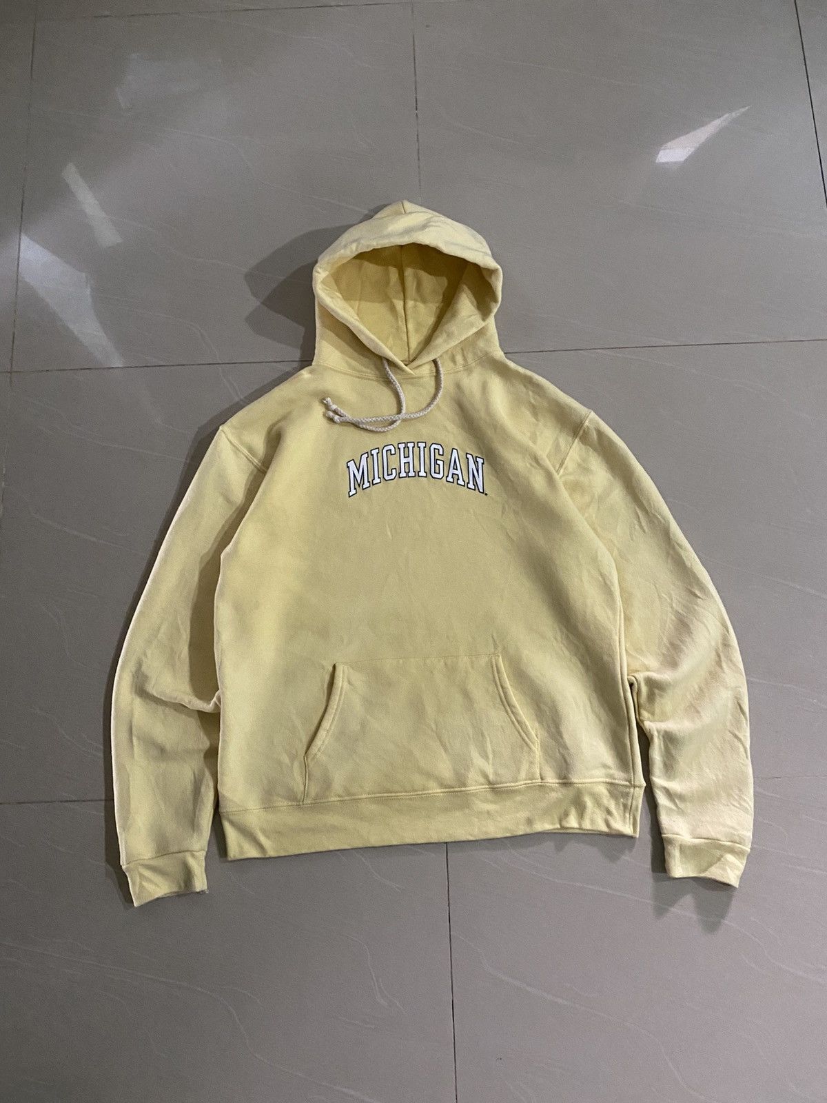 Vintage Michigan University Hoodie Made In Usa Size US XL / EU 56 / 4 - 1 Thumbnail