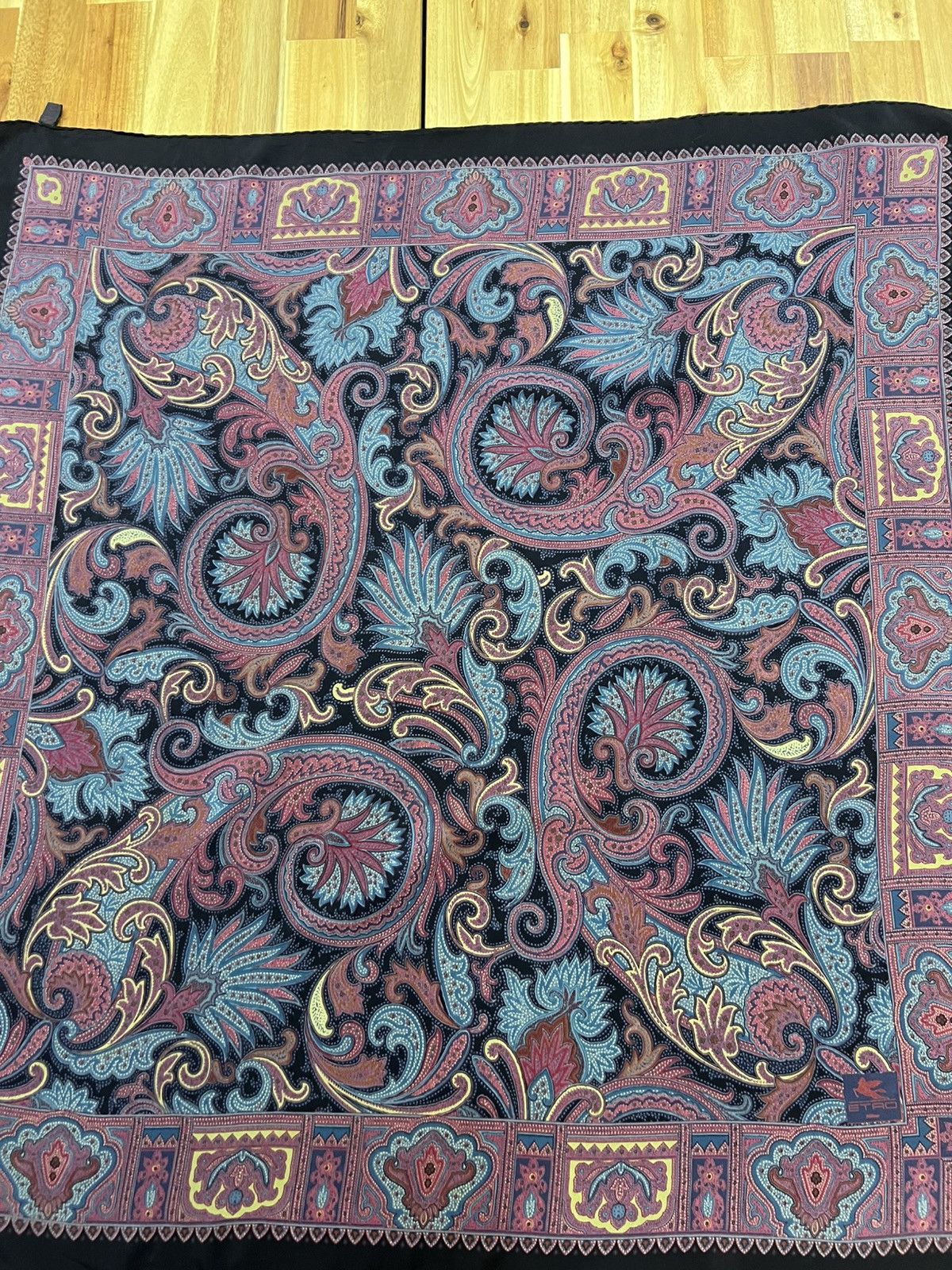 Etro Etro Silk Paisley Printed Square Shaped Sheer Scarf Size ONE SIZE - 12 Thumbnail