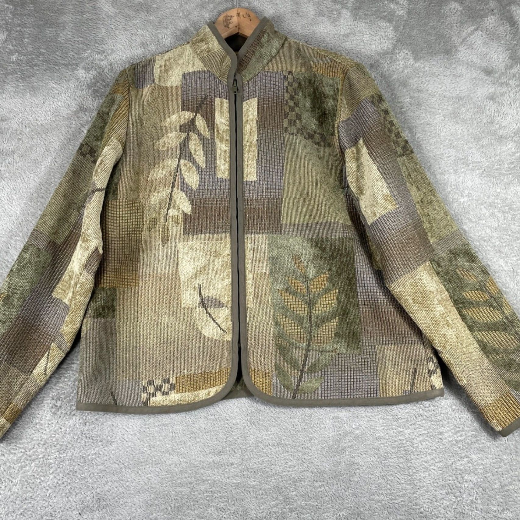 Vintage VINTAGE Barn Fly Tapestry Jacket Womens M Green Patchwork Leaf Print Boho Western Size M / US 6-8 / IT 42-44 - 2 Thumbnail