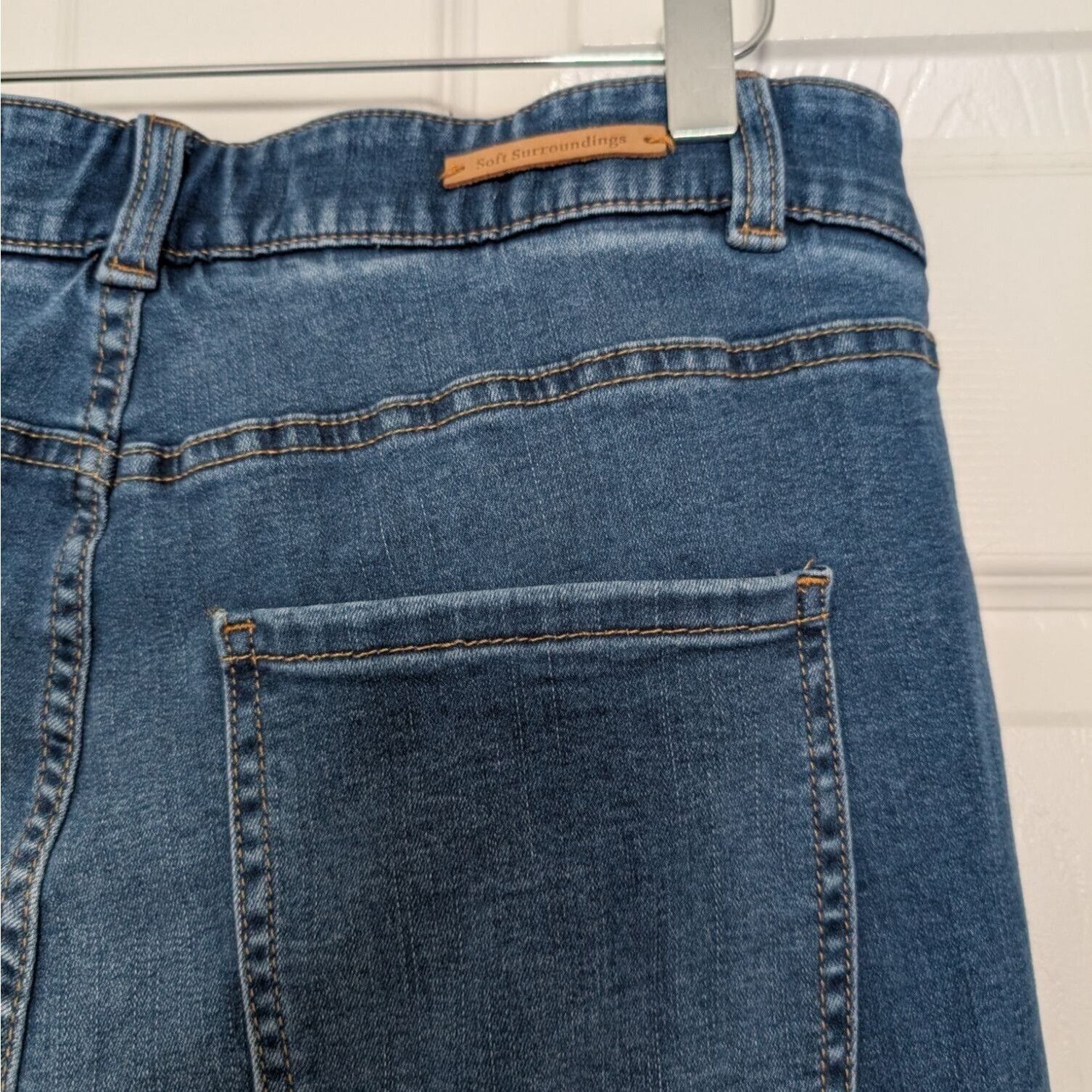 Designer Soft Surroundings Straight Jeans Womens Size Medium Blue Size 30" / US 8 / IT 44 - 8 Thumbnail