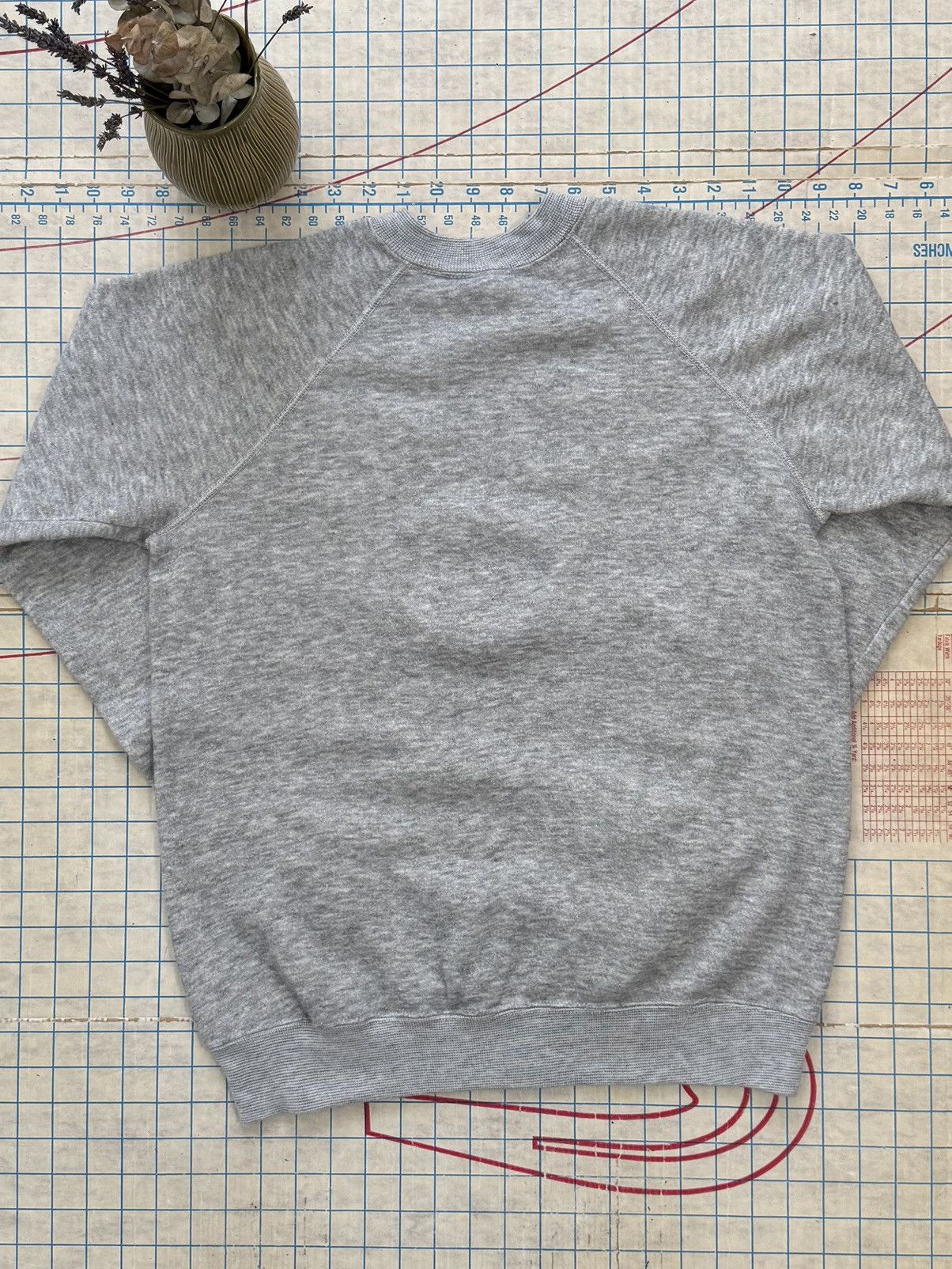 Disney × Mickey Mouse × Vintage Vintage 80’s Mickey Mouse Raglan Sleeve Crewneck Sweater Size US L / EU 52-54 / 3 - 9 Thumbnail