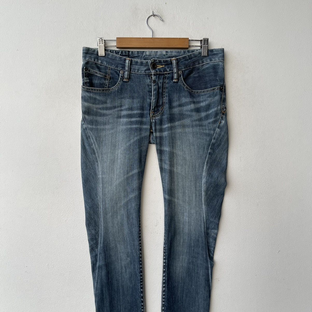 If Six Was Nine Thrashed L.G.B. Le Grand Bleu Skull Pocket Denim Jeans Size US 26 / EU 42 - 3 Thumbnail
